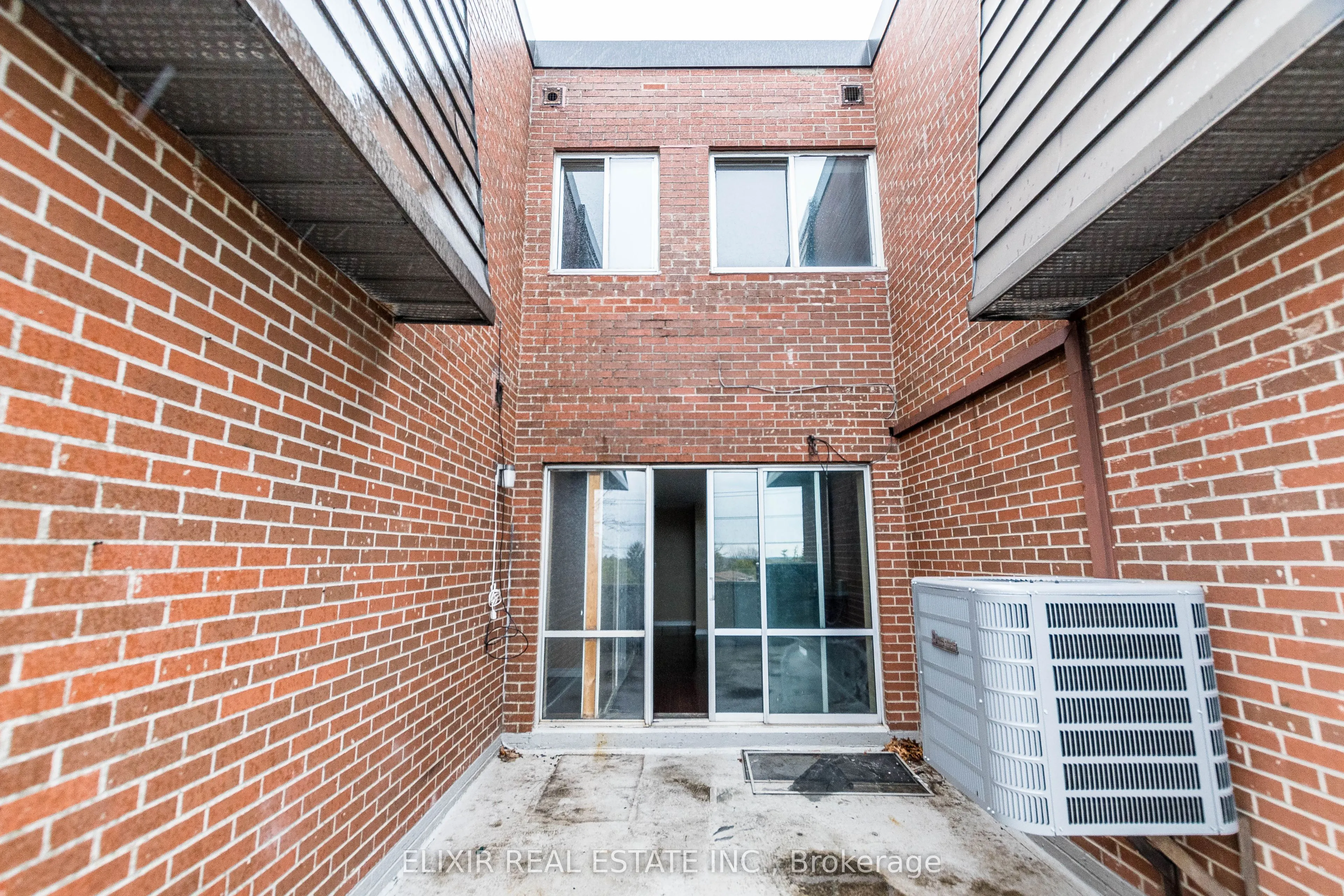 3025 The Credit Woodlands Drive, #336