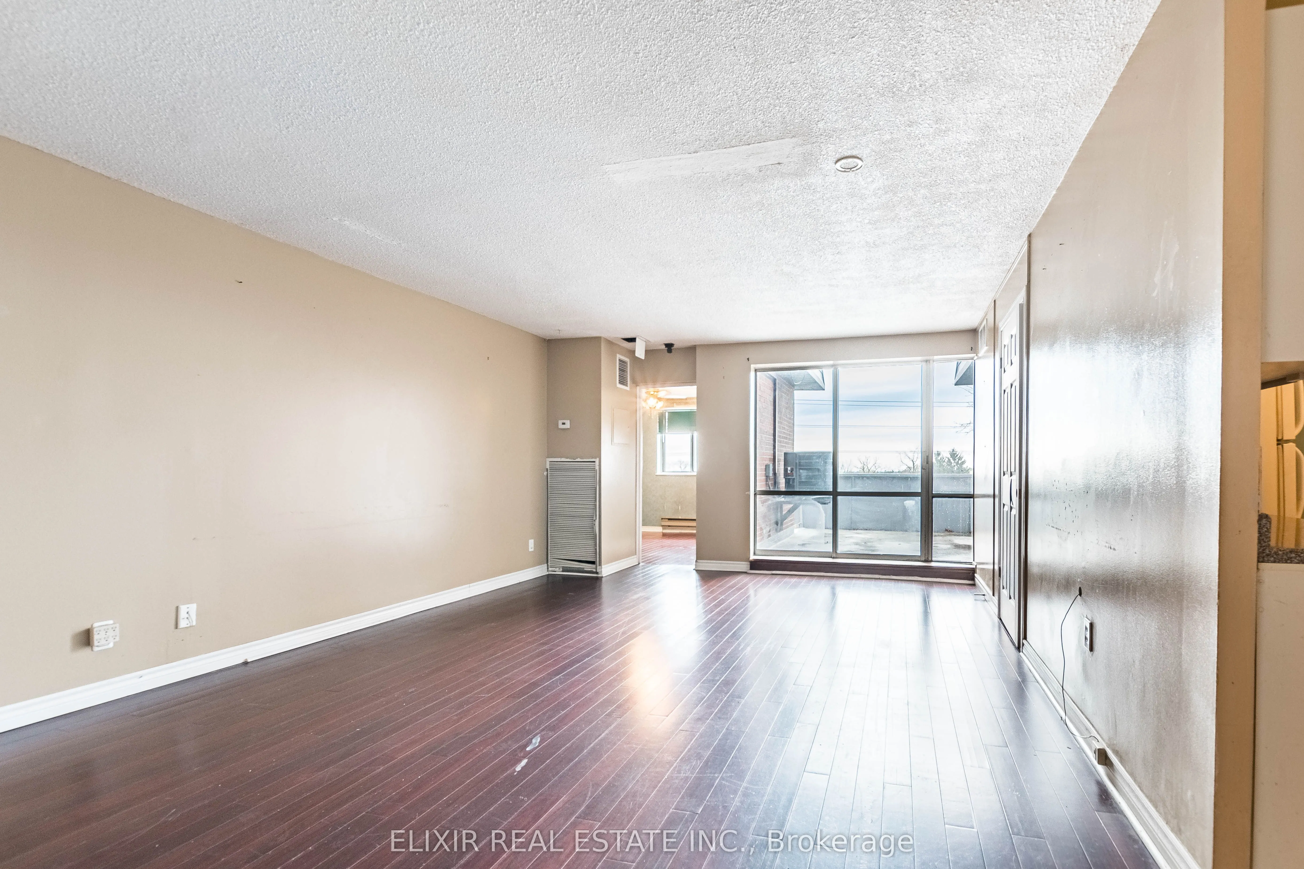 3025 The Credit Woodlands Drive, #336