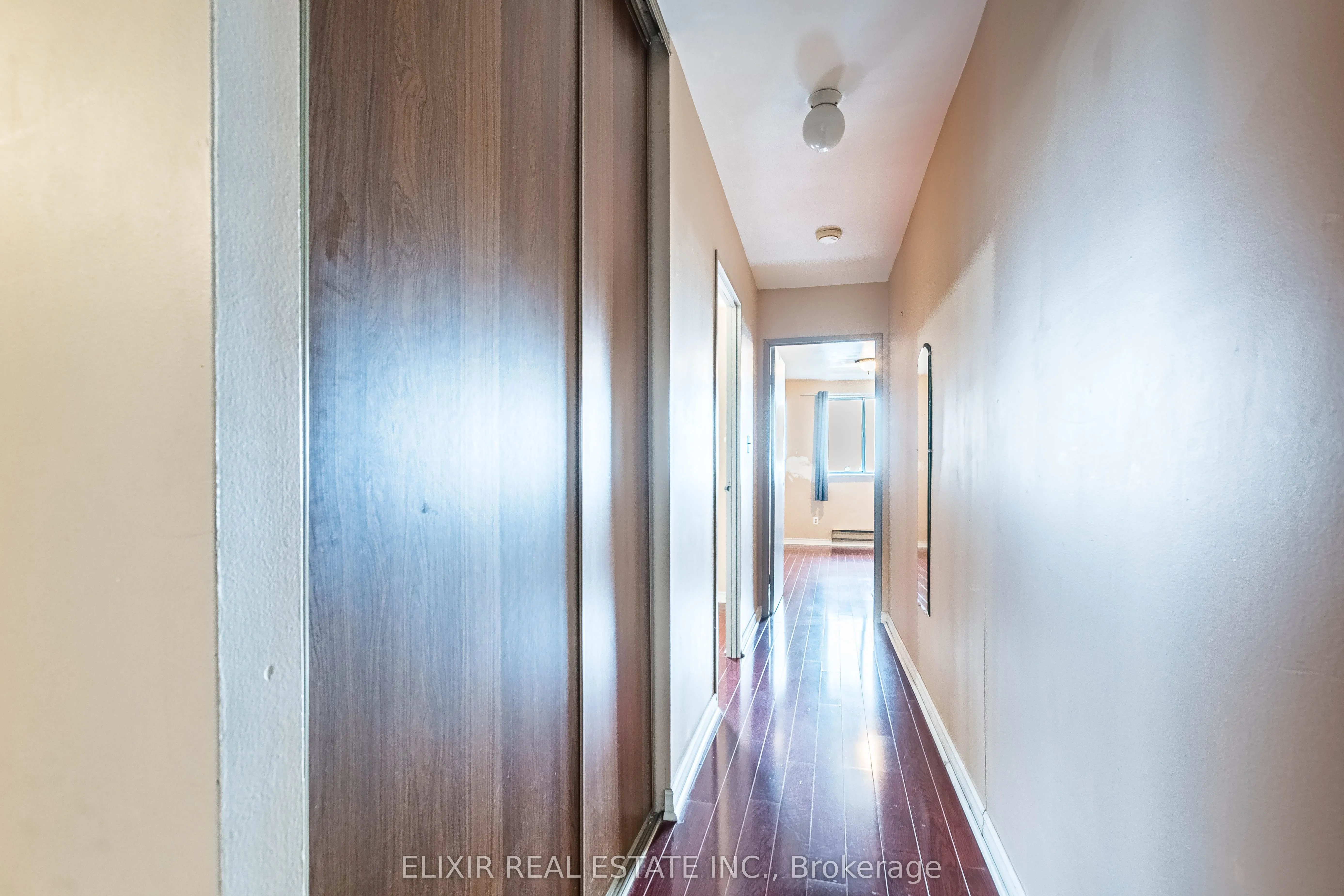 3025 The Credit Woodlands Drive, #336