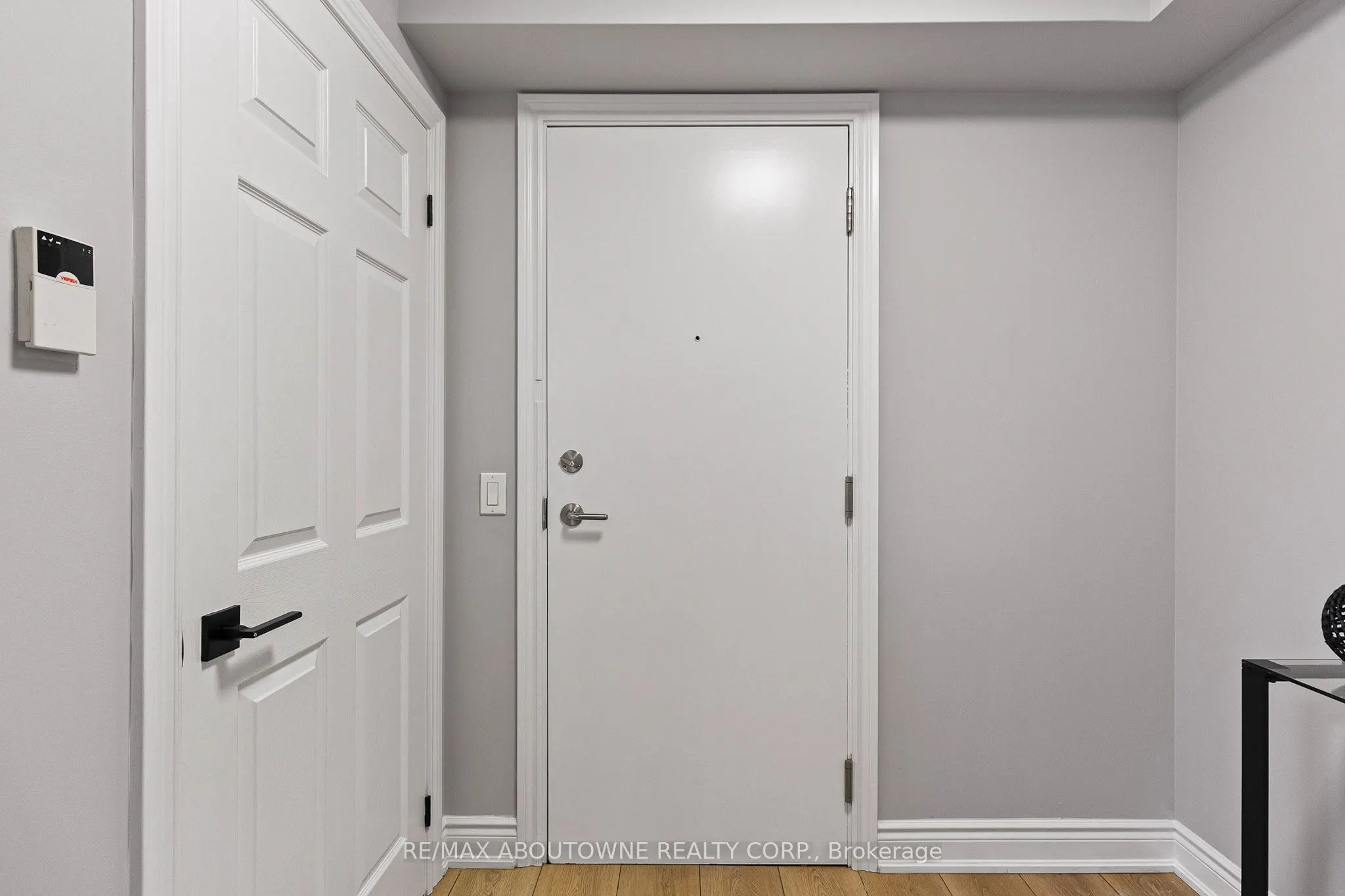 5233 Dundas Street W, #227