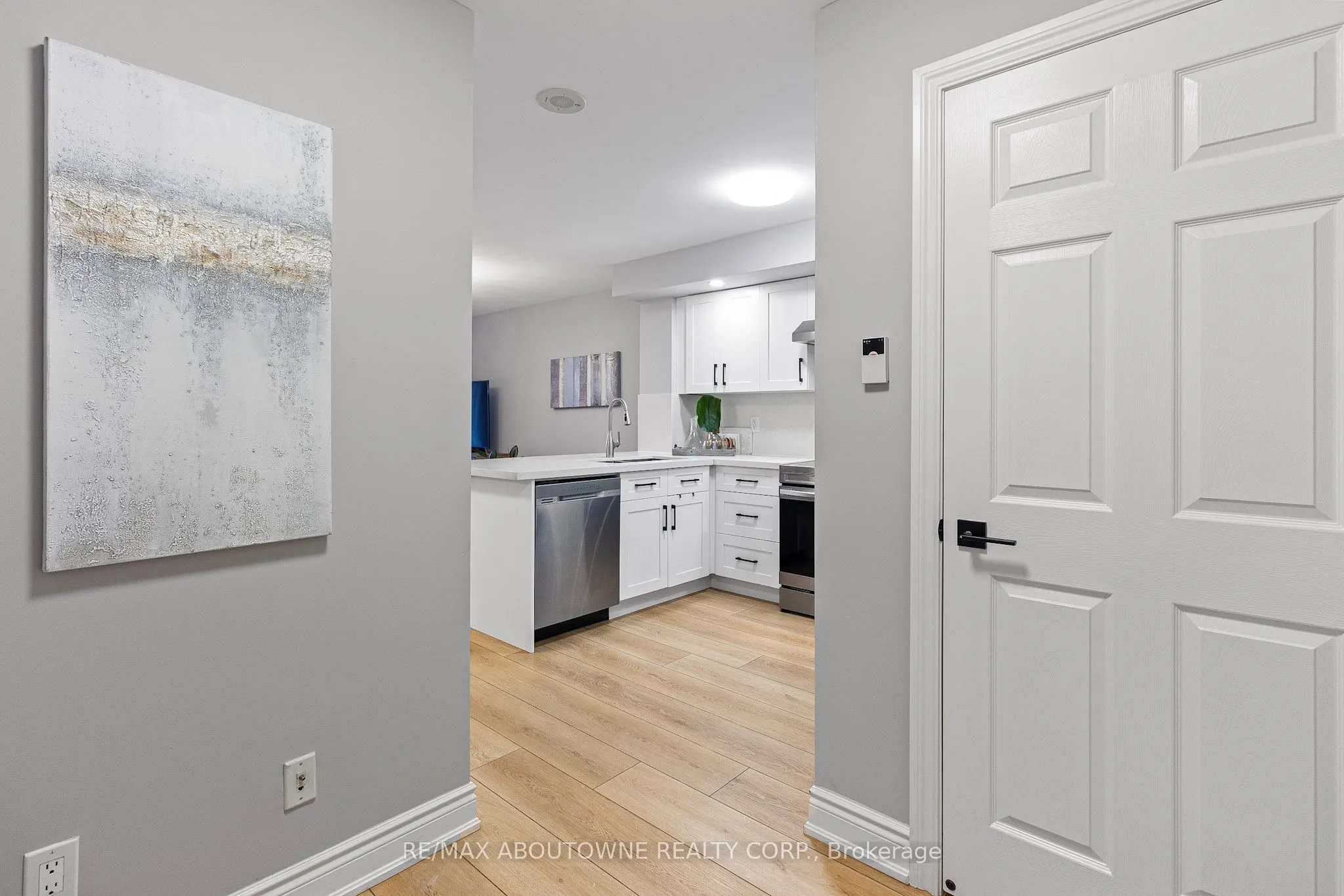 5233 Dundas Street W, #227