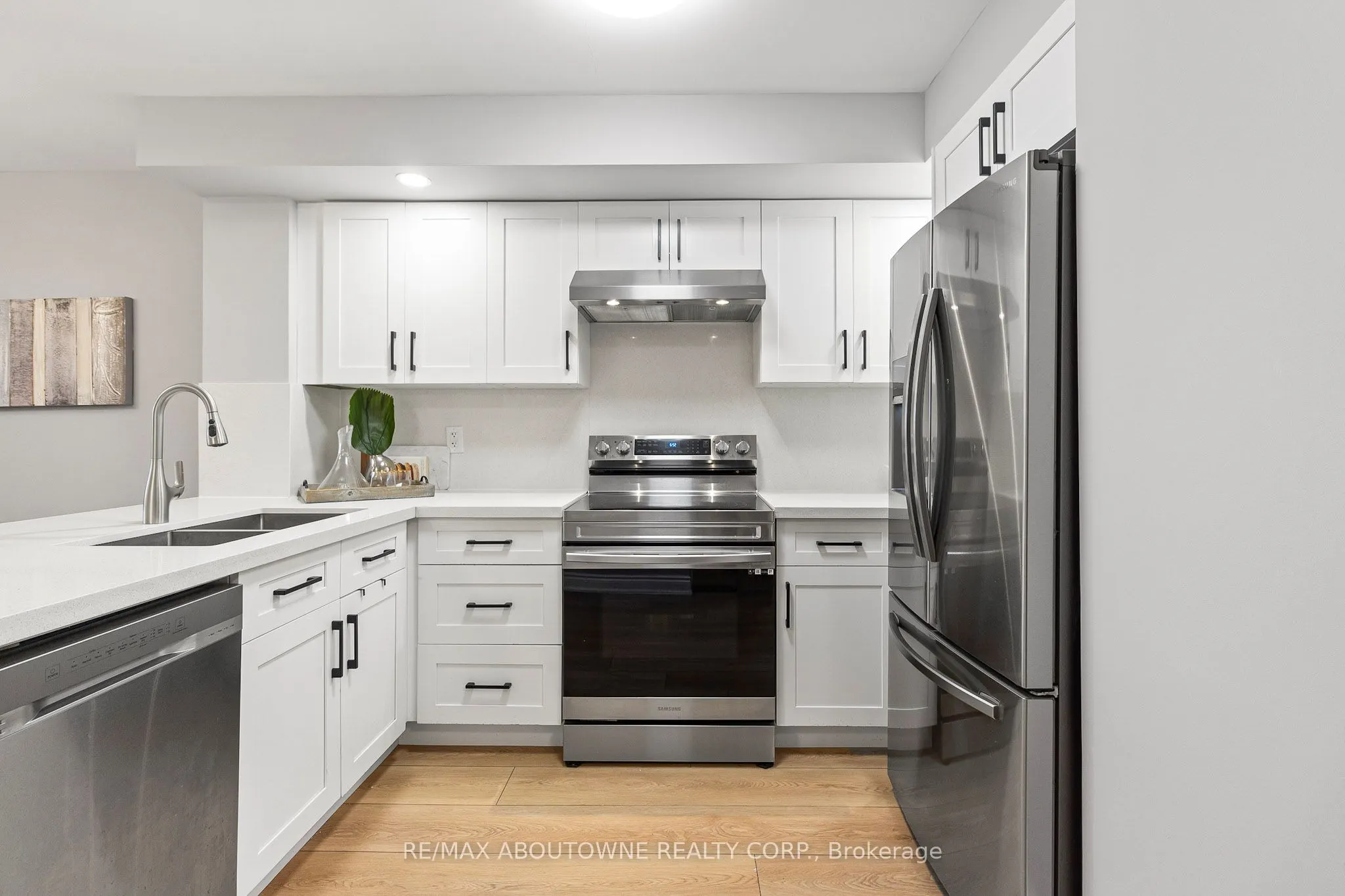 5233 Dundas Street W, #227