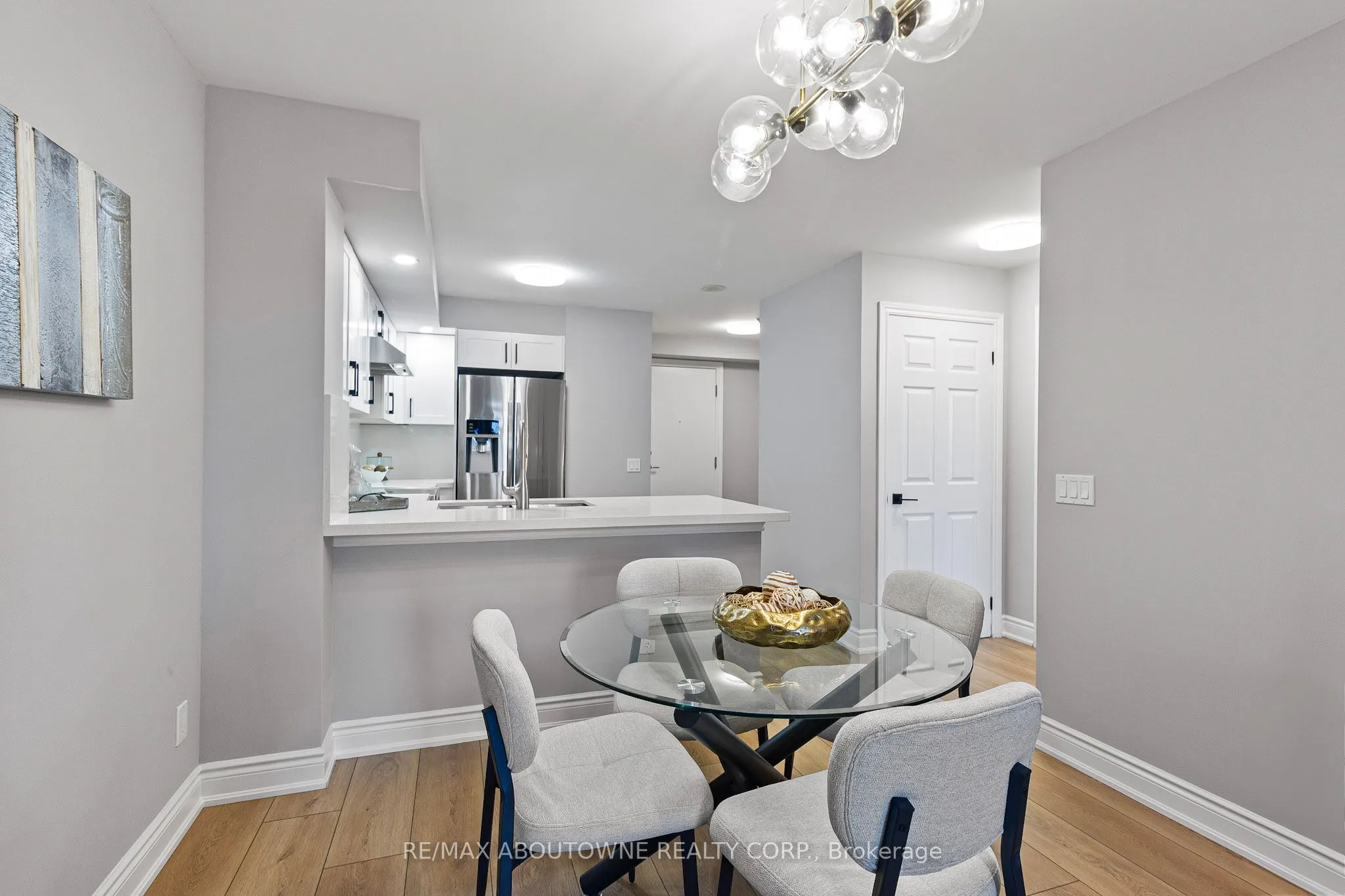 5233 Dundas Street W, #227