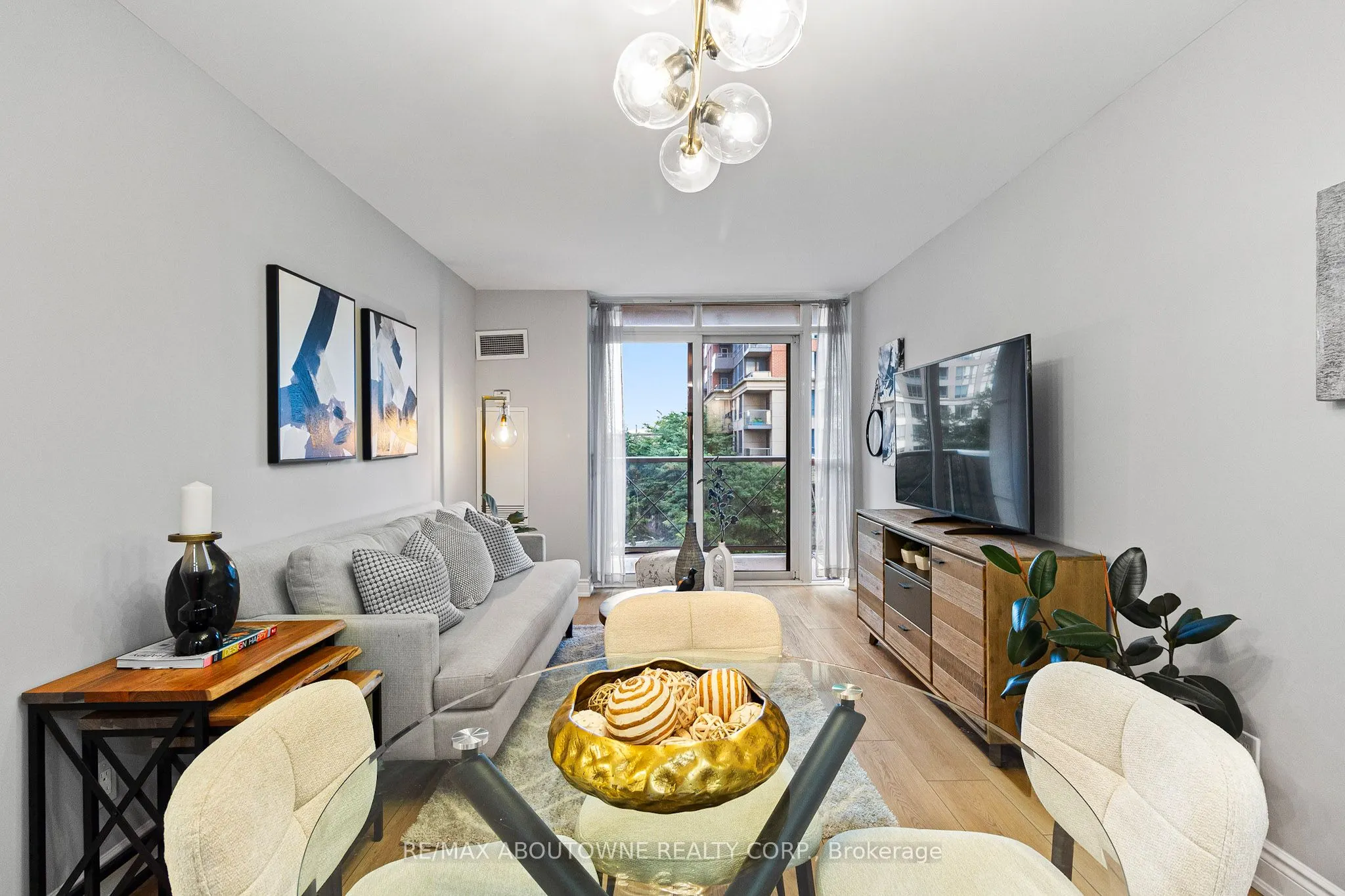 5233 Dundas Street W, #227