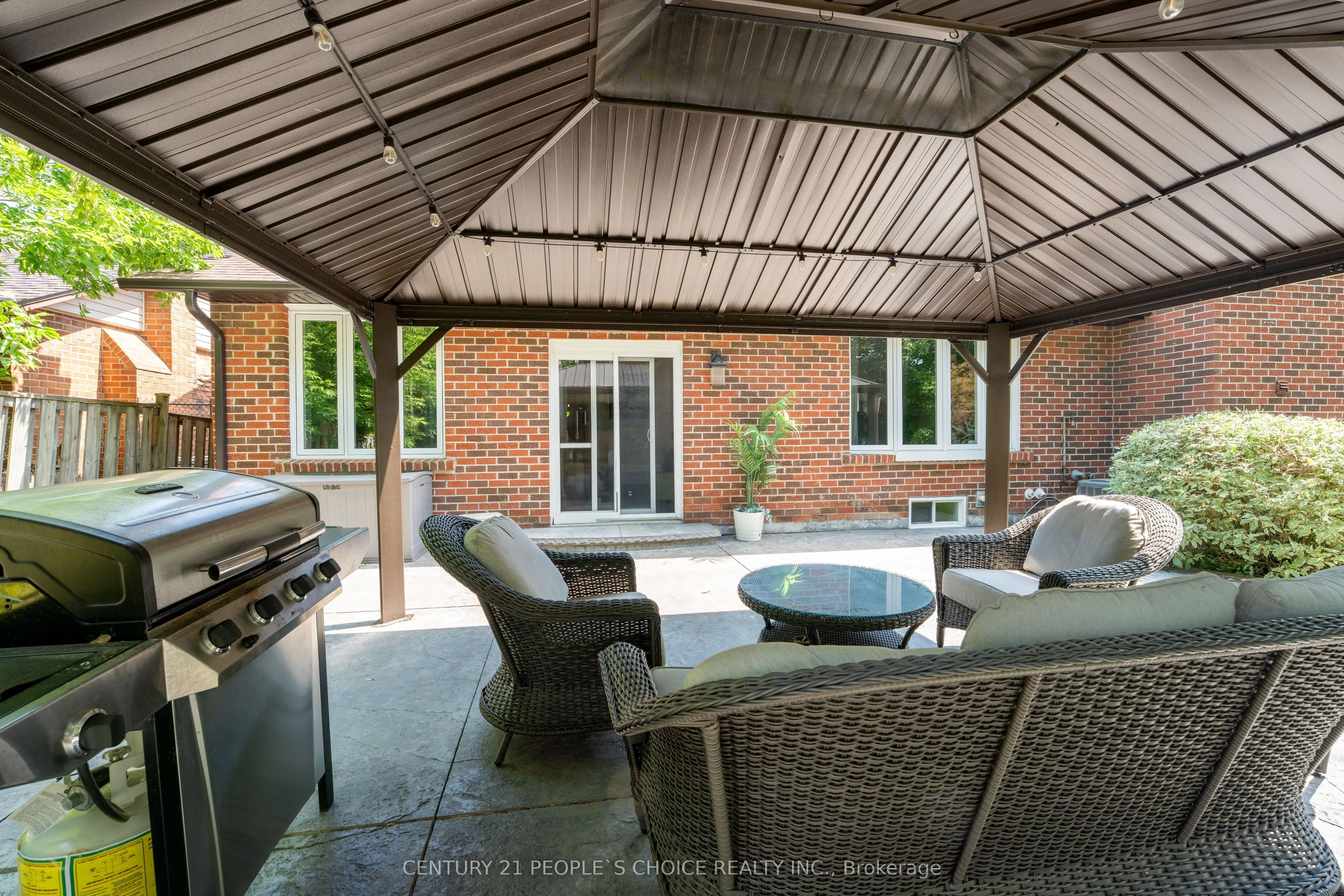 23 Wadsworth Circle