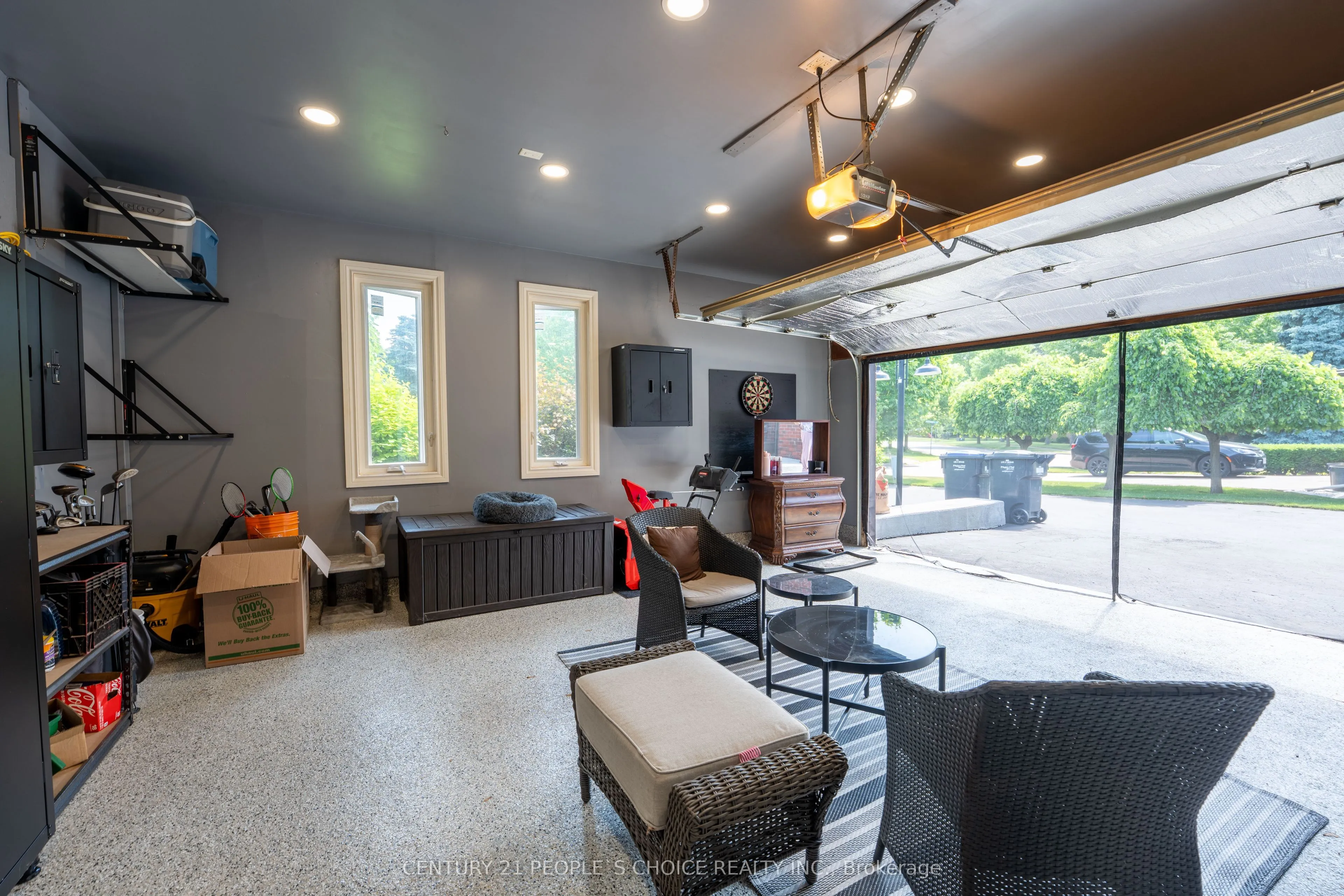 23 Wadsworth Circle