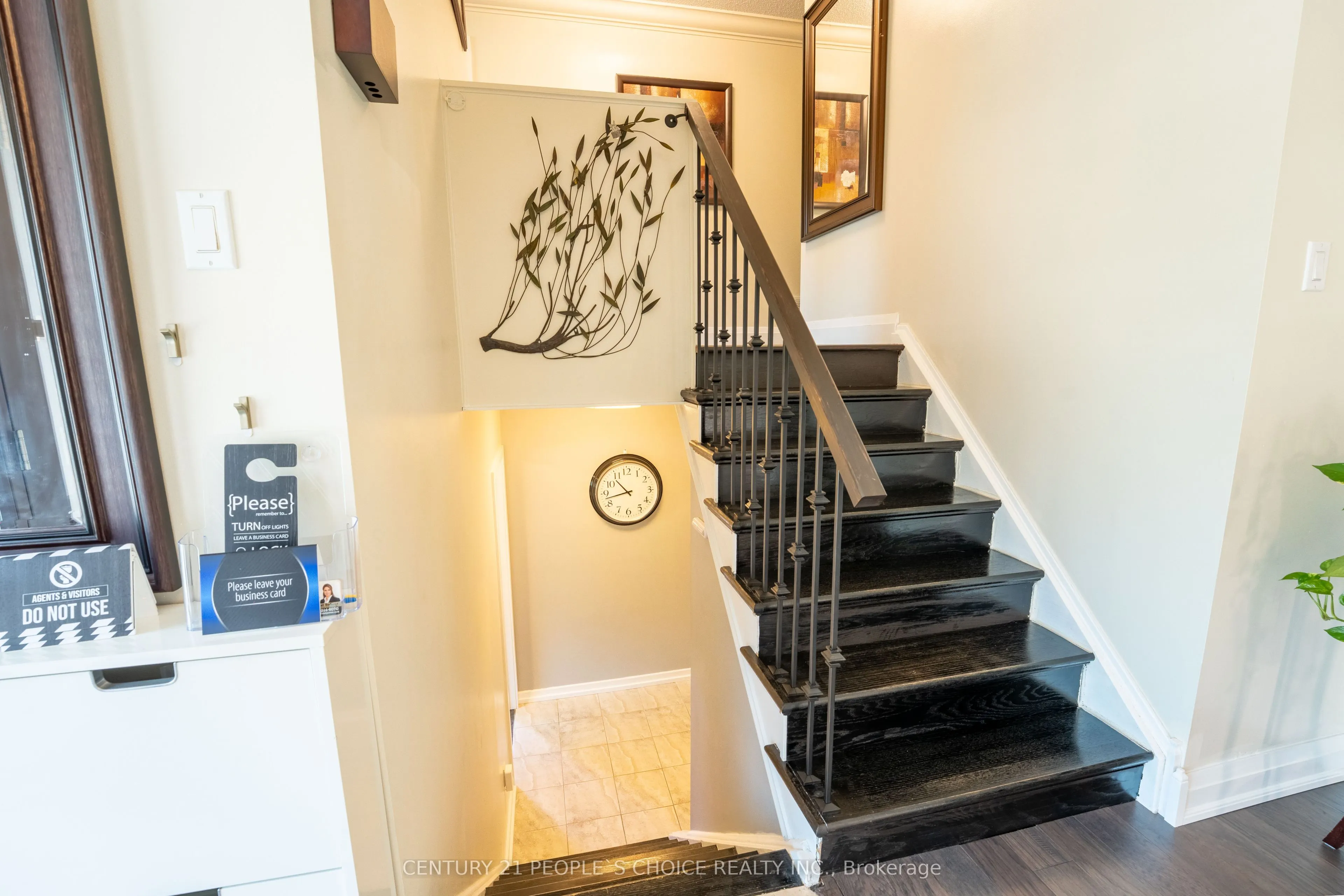 23 Wadsworth Circle