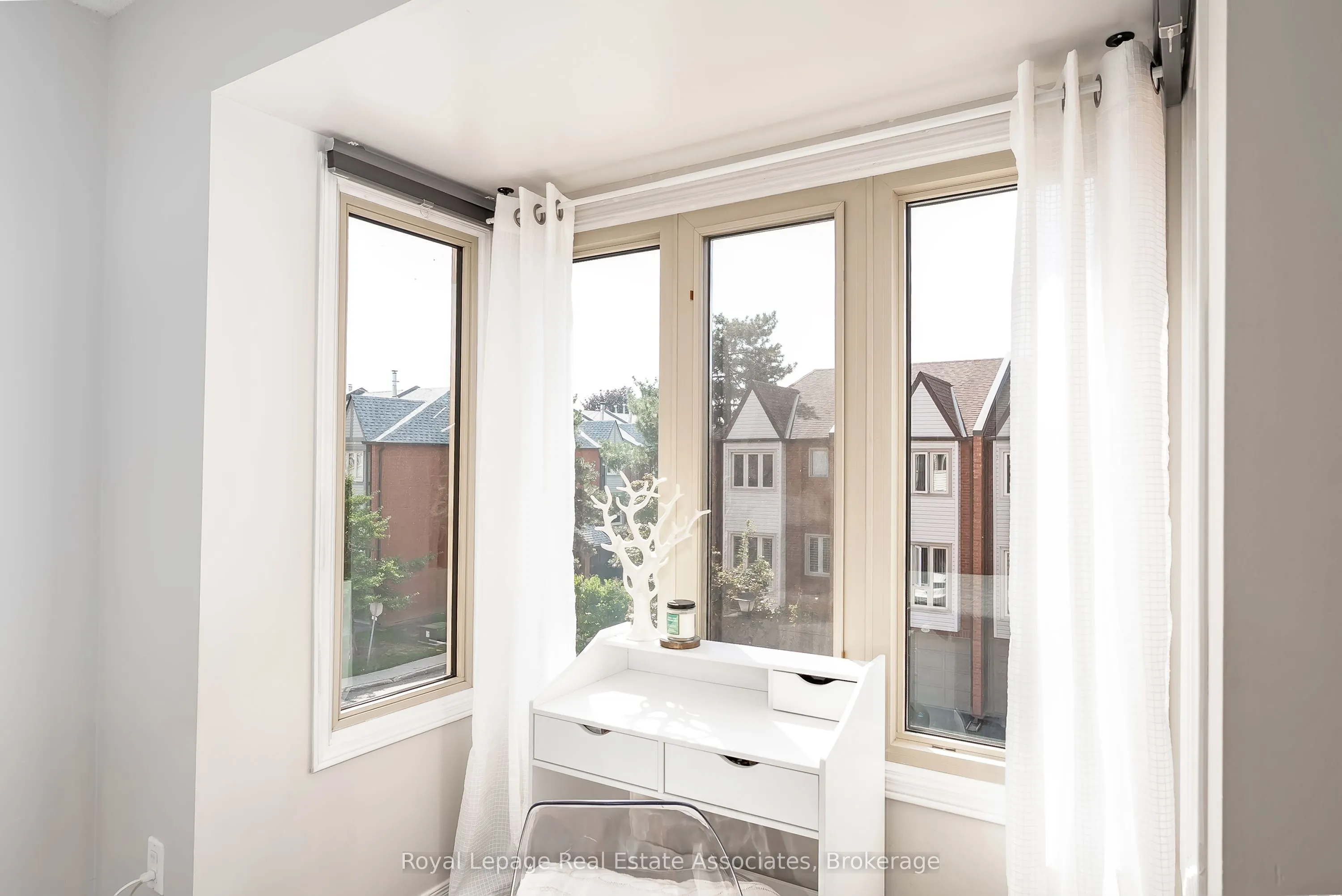 895 Maple Avenue, #508