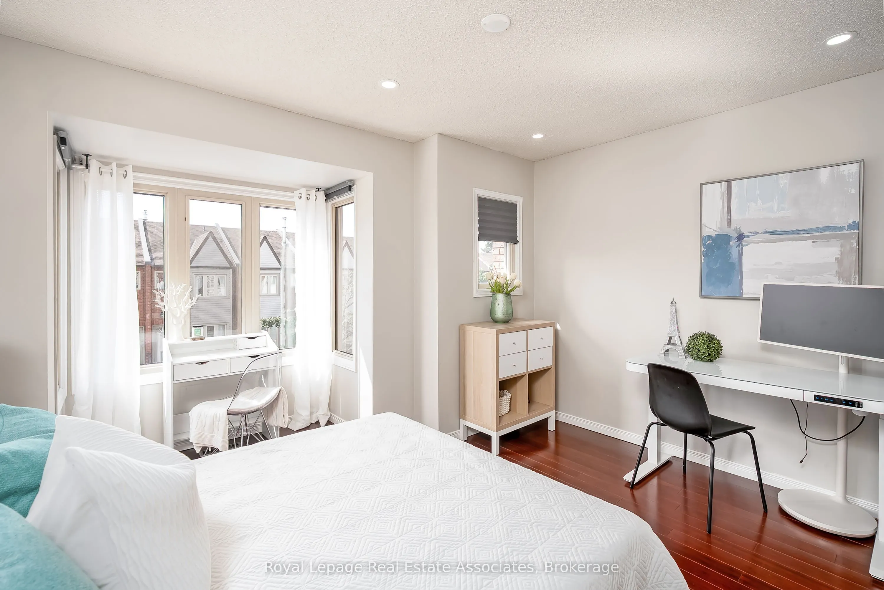 895 Maple Avenue, #508