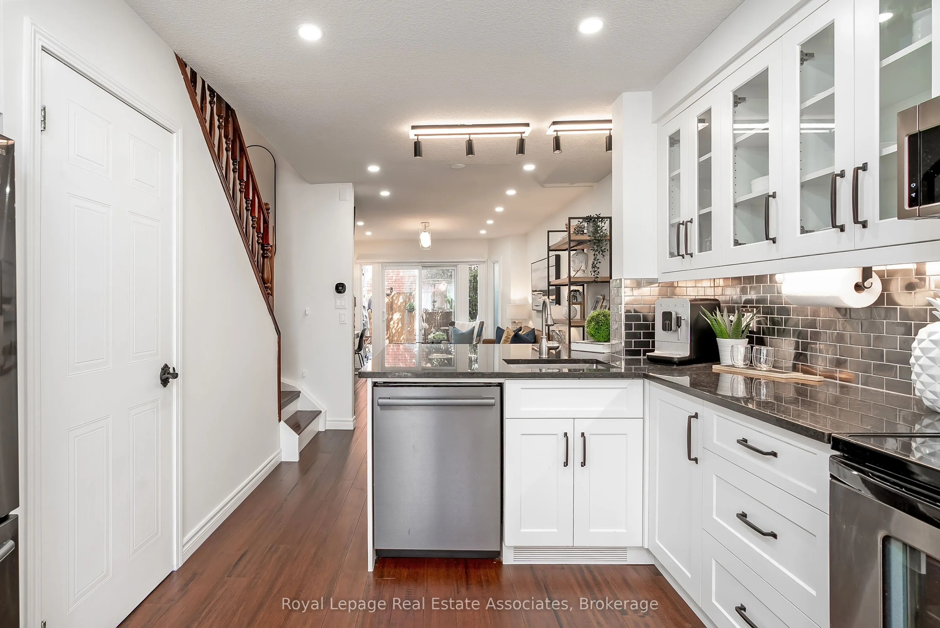 895 Maple Avenue, #508