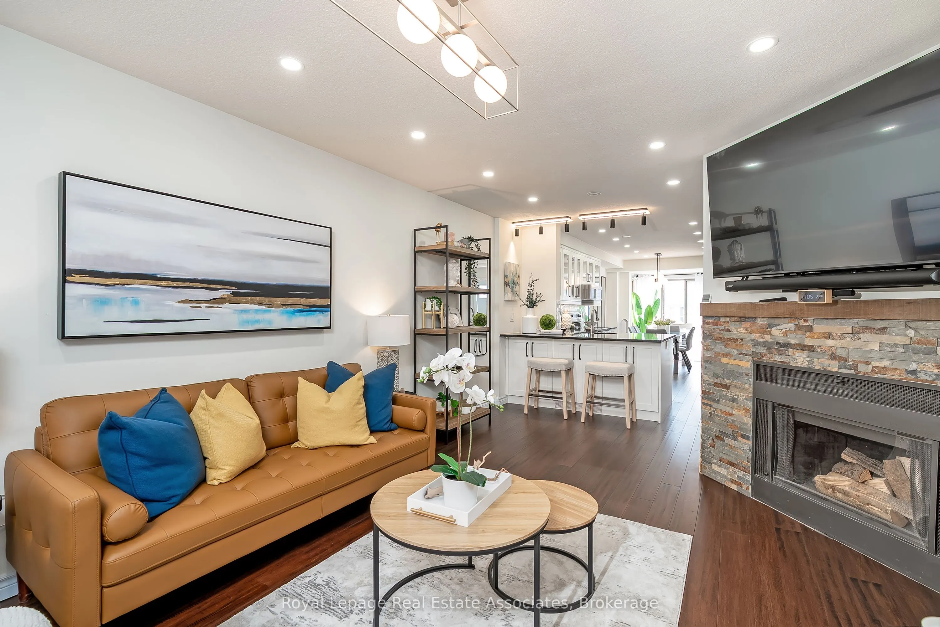 895 Maple Avenue, #508