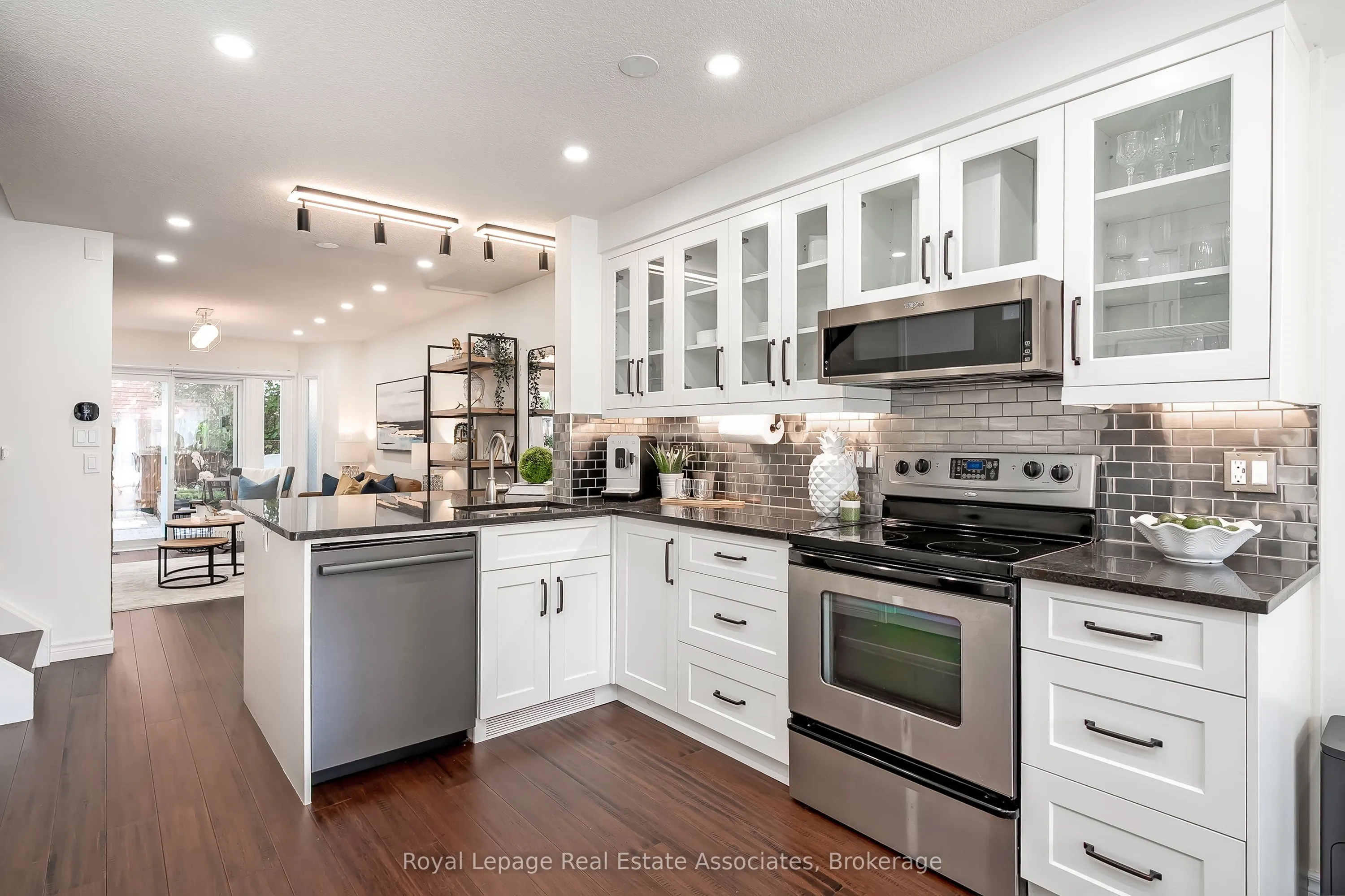 895 Maple Avenue, #508
