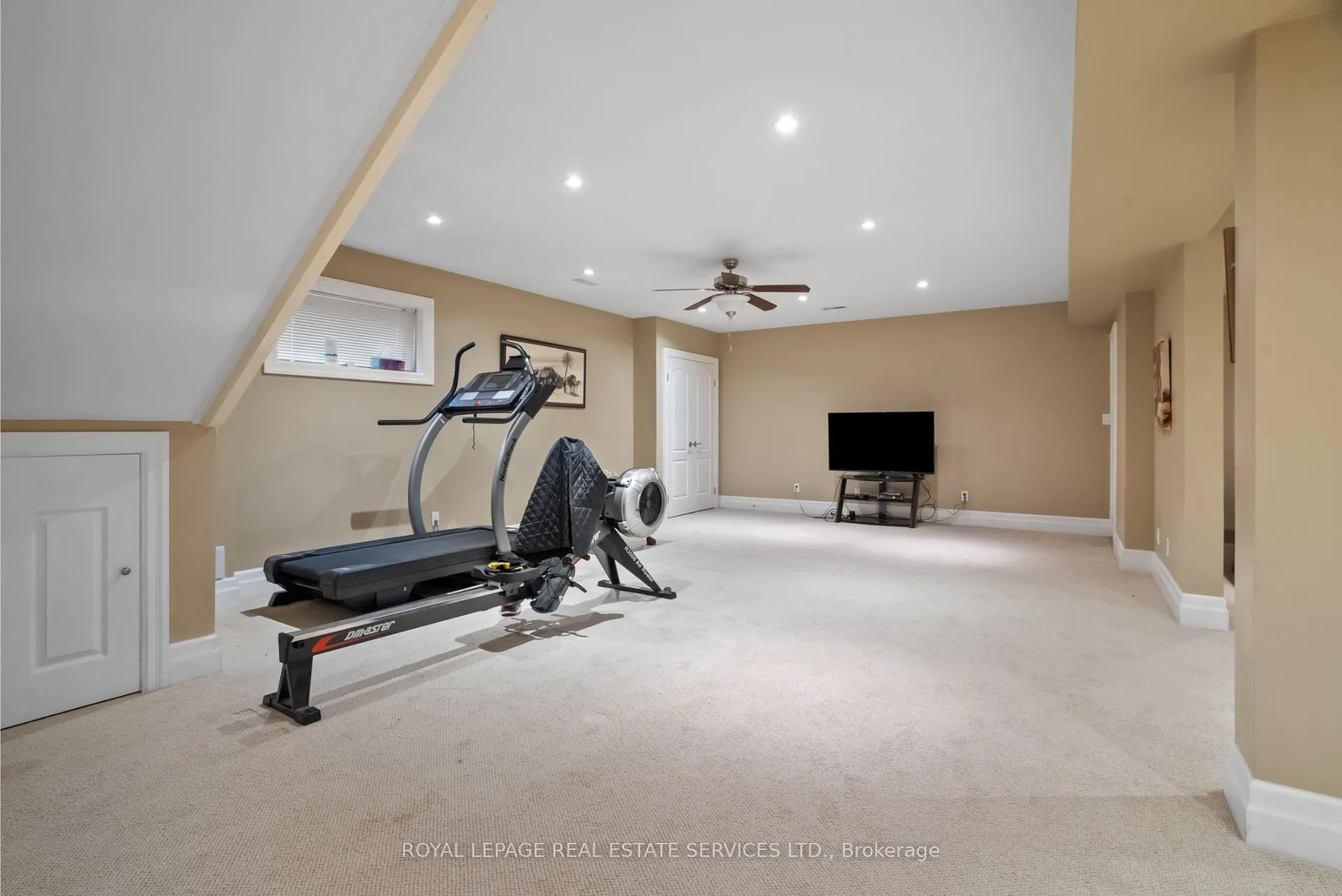 5 Cedarland Drive