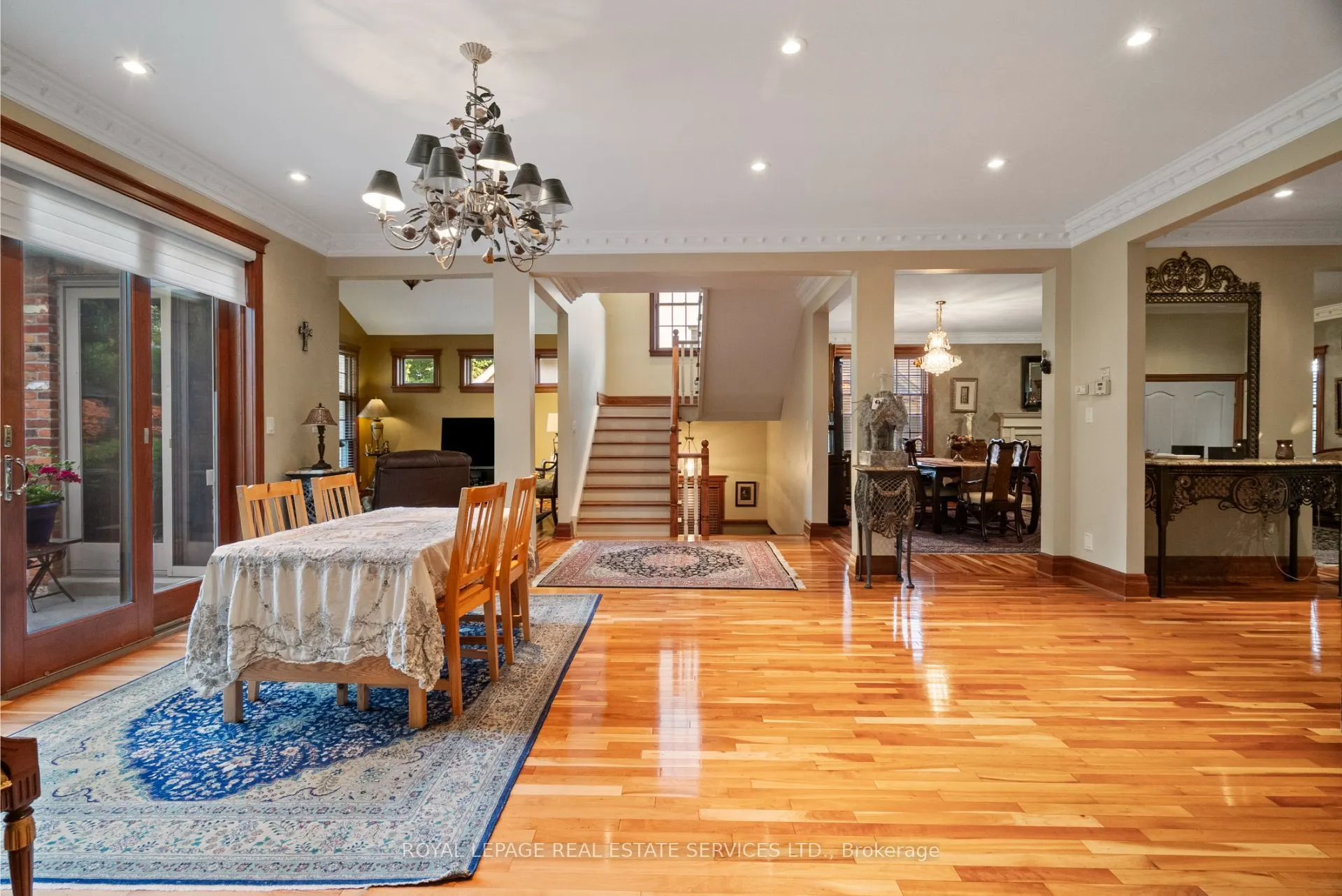 5 Cedarland Drive