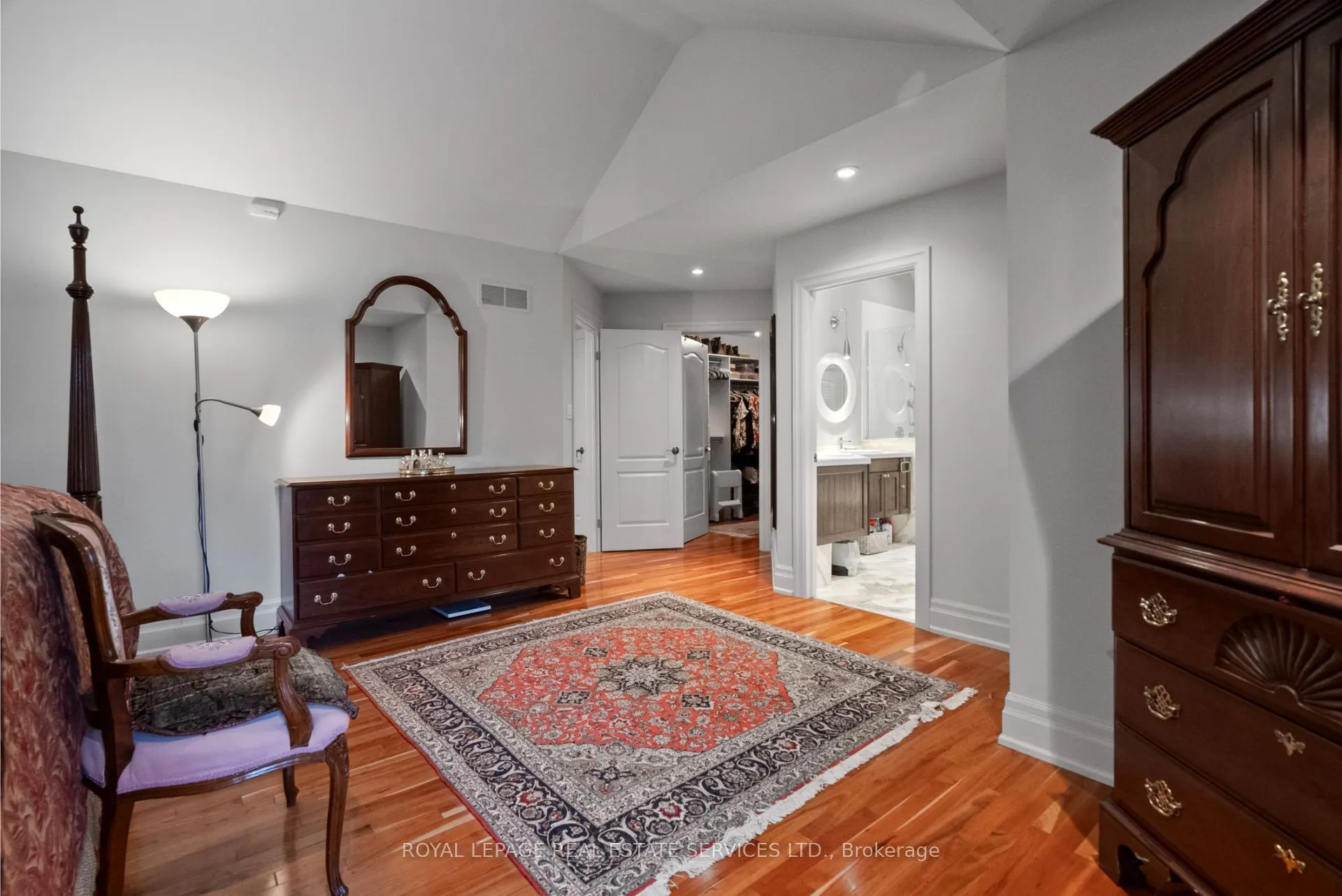 5 Cedarland Drive