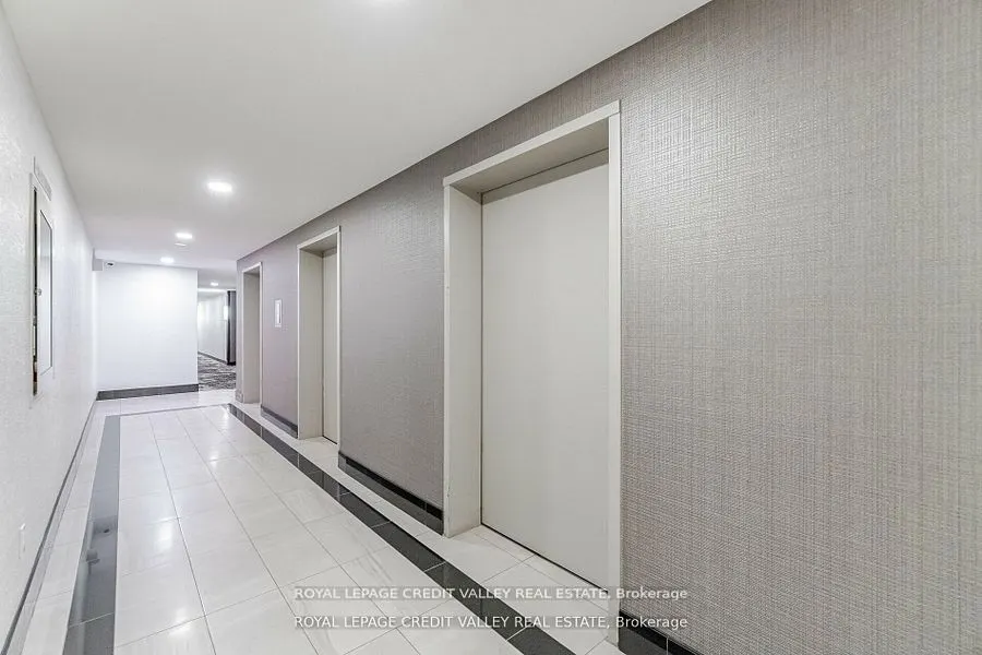 511 The West Mall, #207