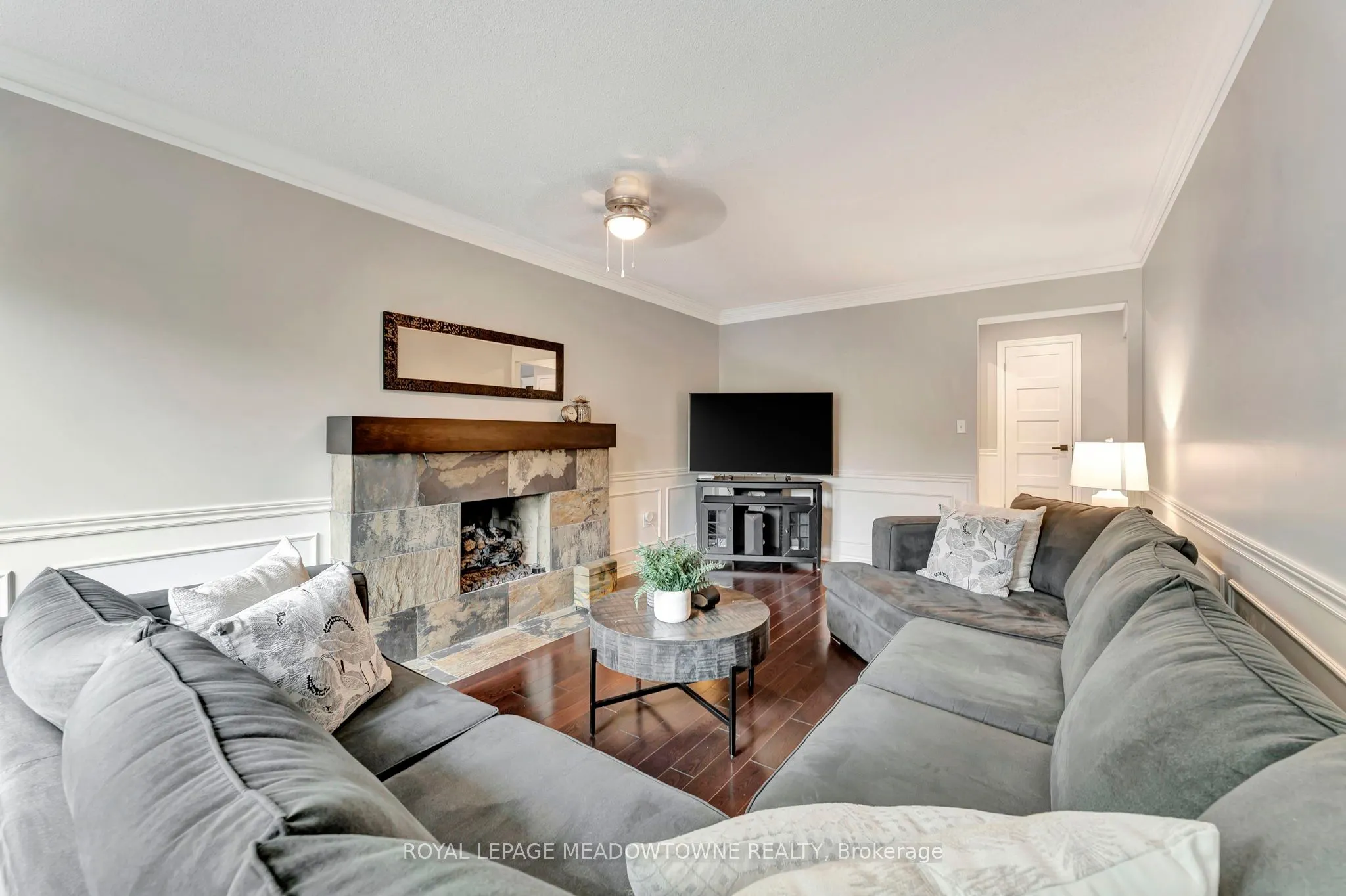 2008 Peak Place