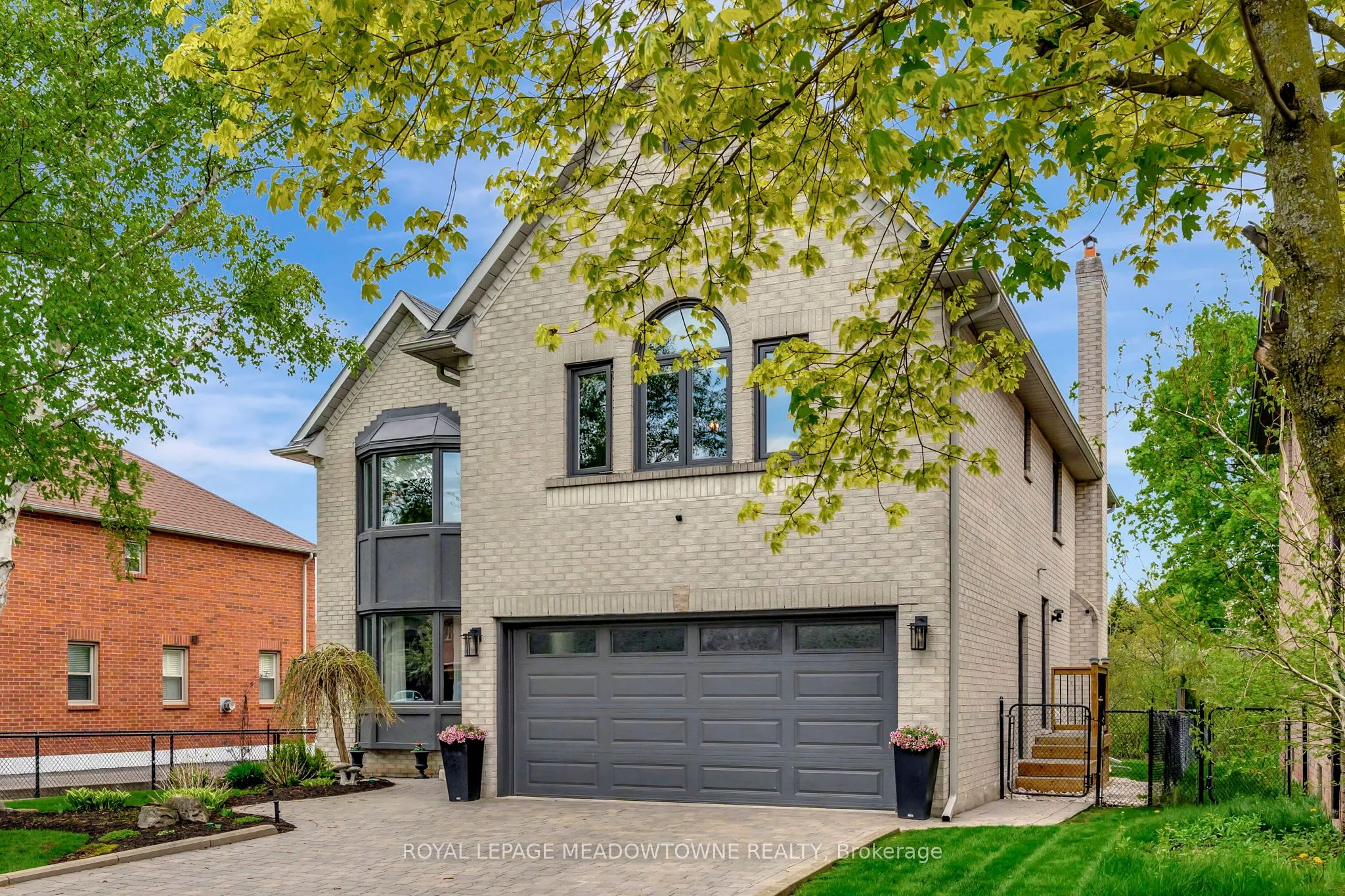 2008 Peak Place