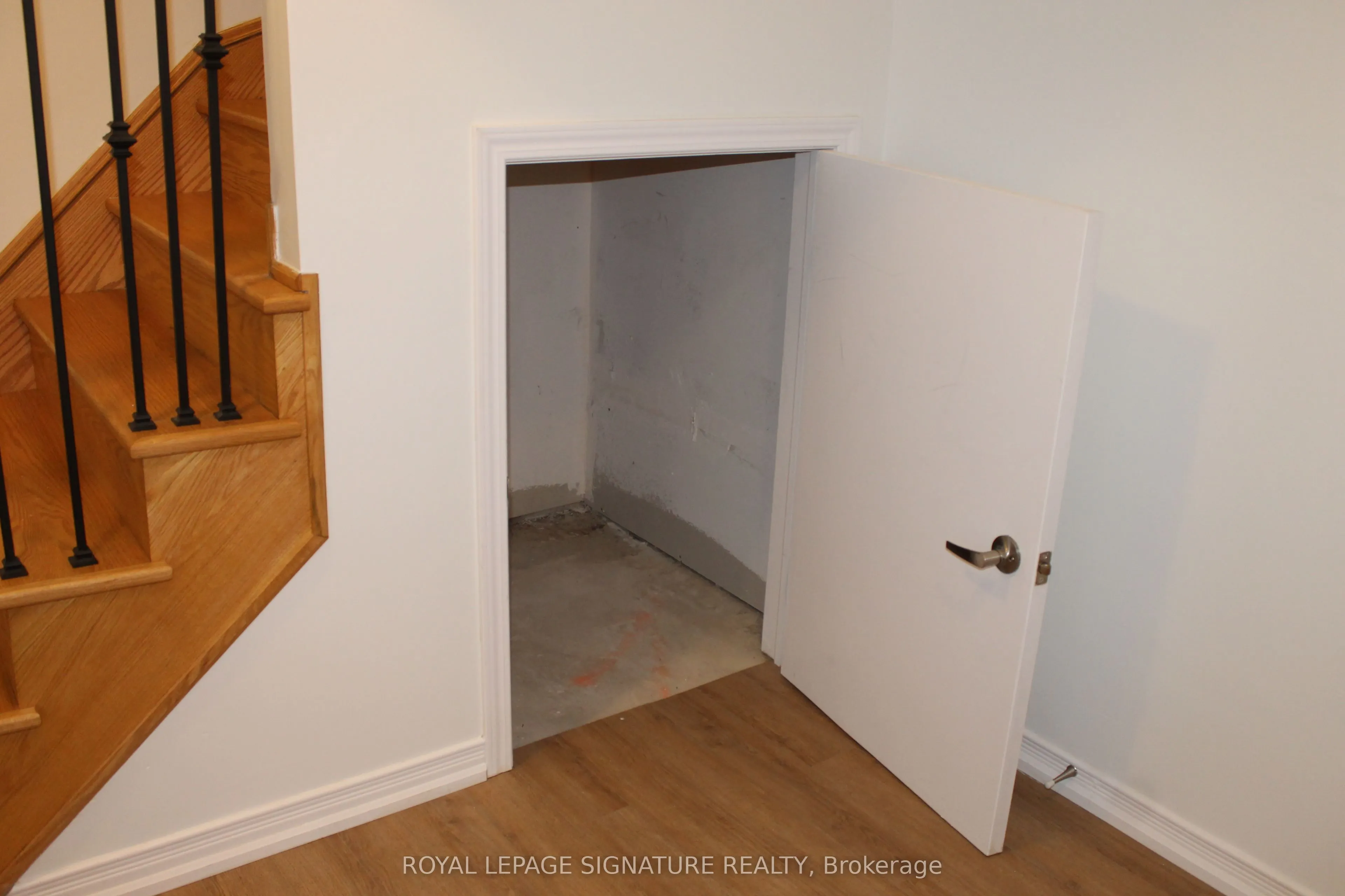 28 Fieldway Road, #70