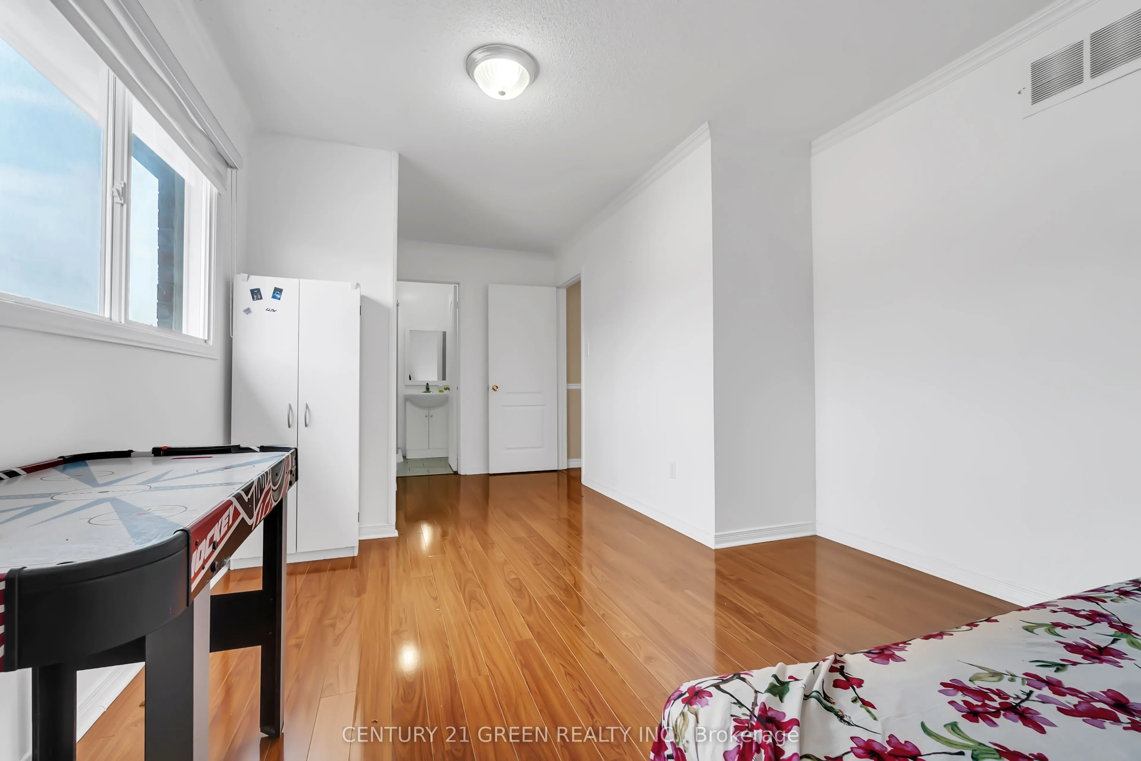 9 Flatlands Way