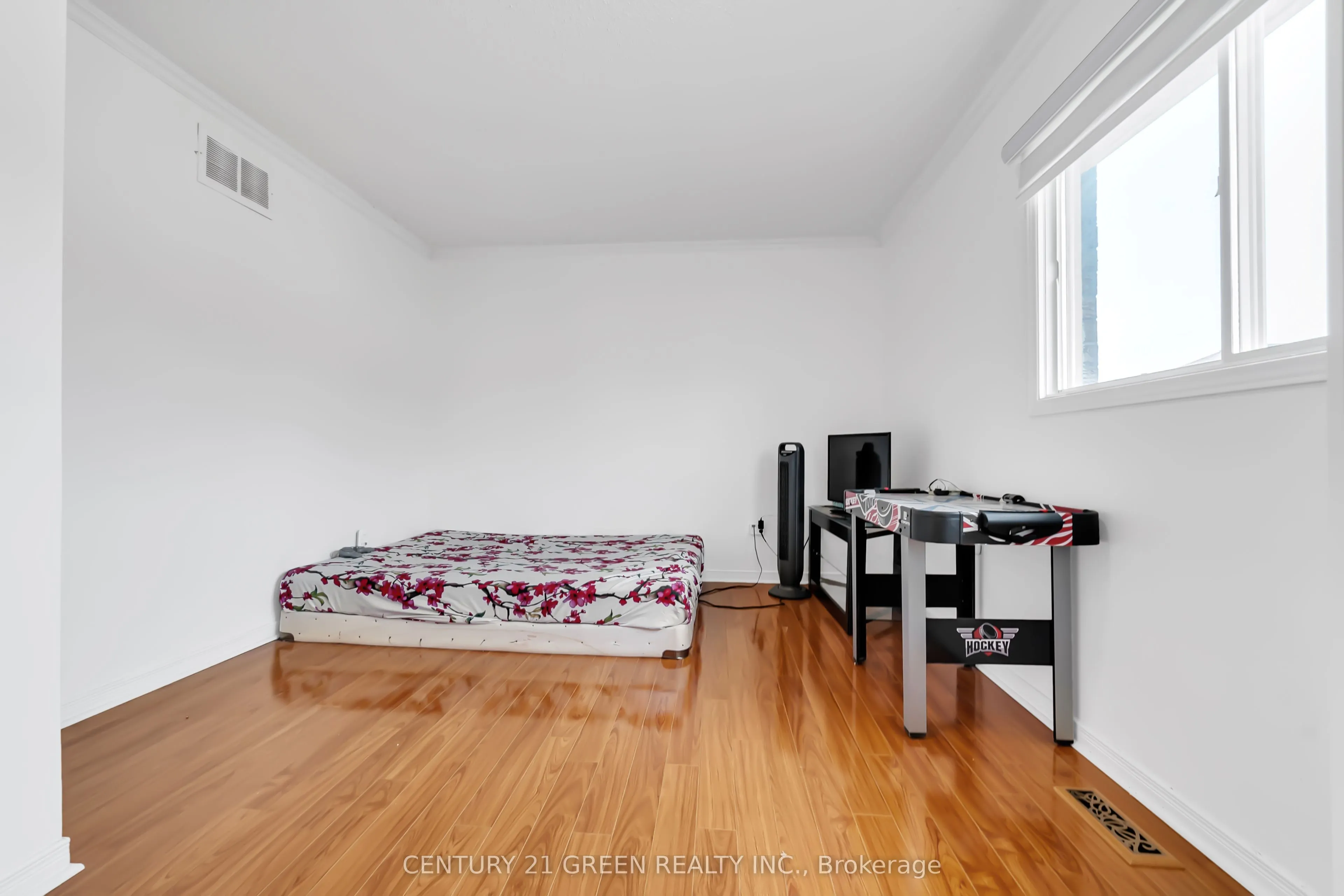 9 Flatlands Way
