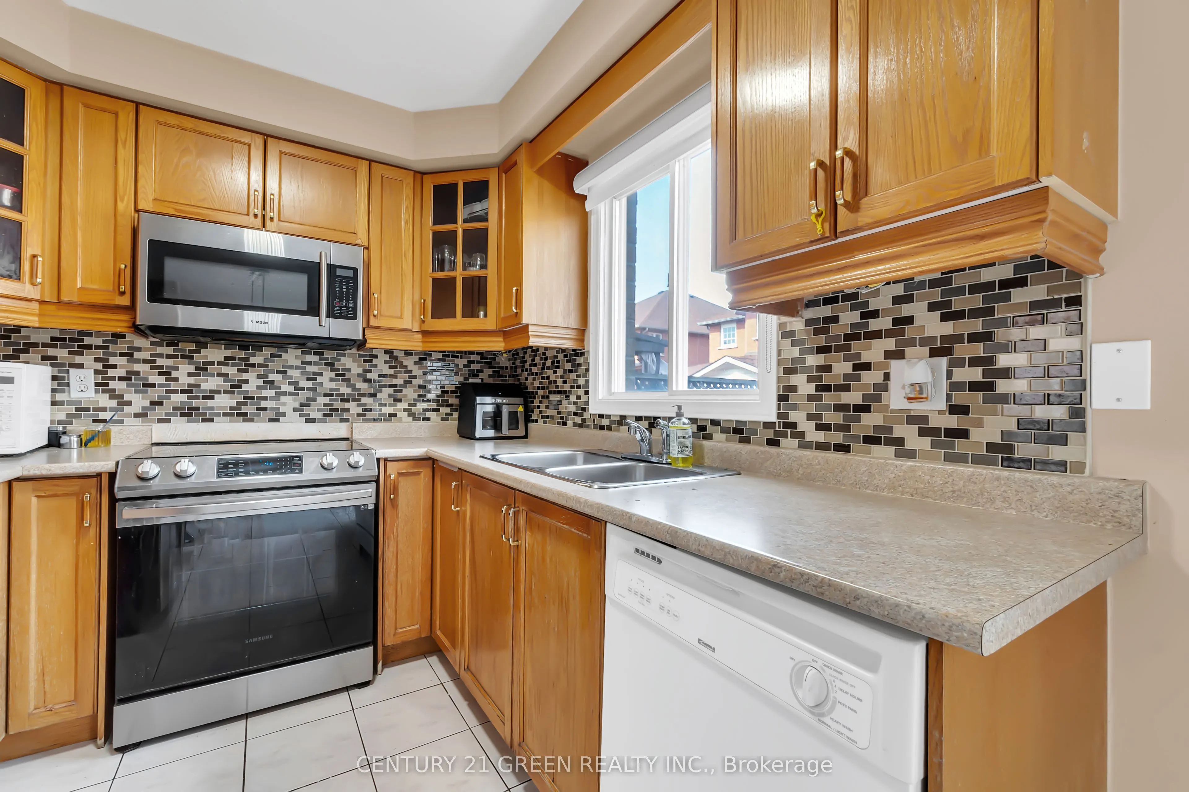9 Flatlands Way