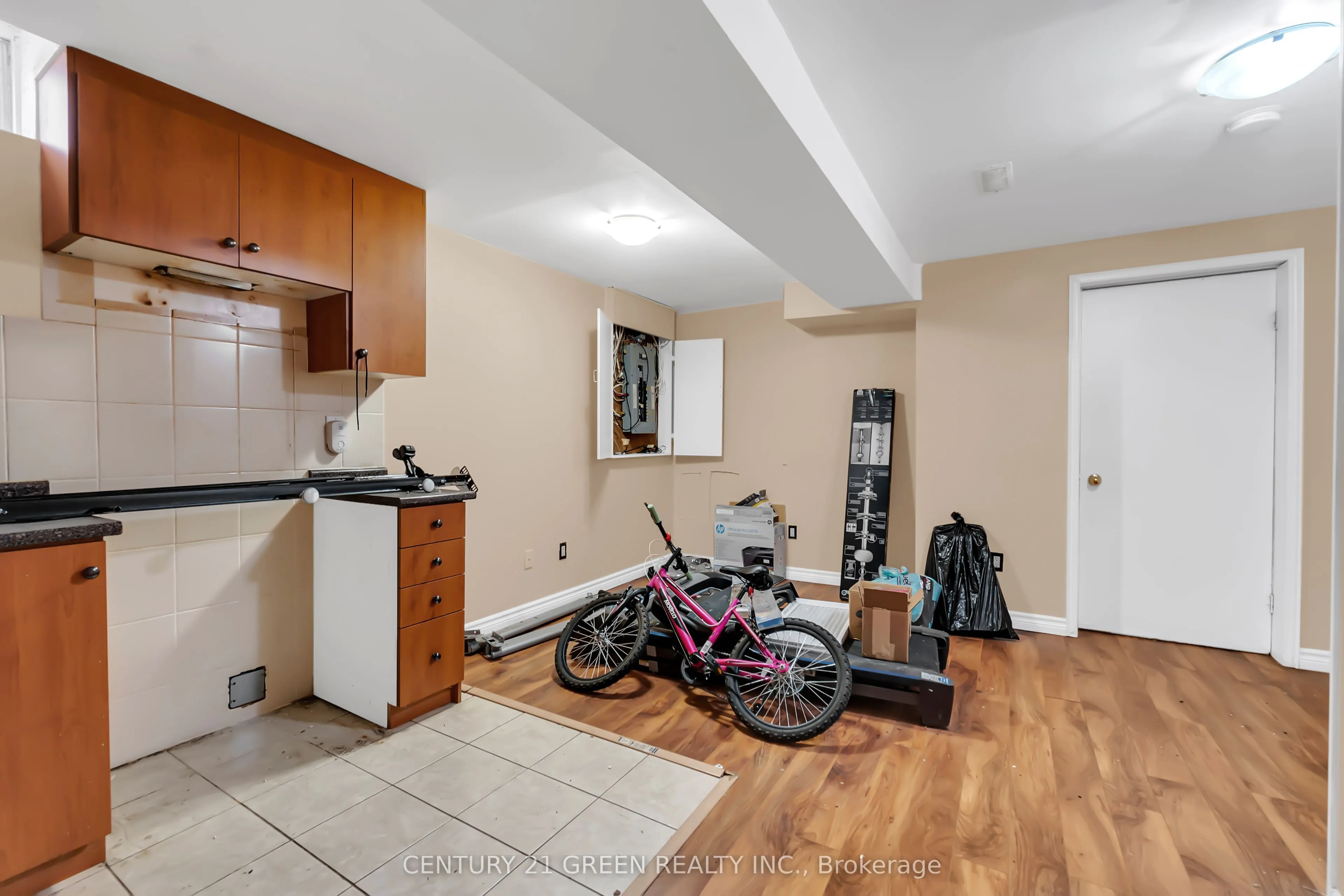 9 Flatlands Way