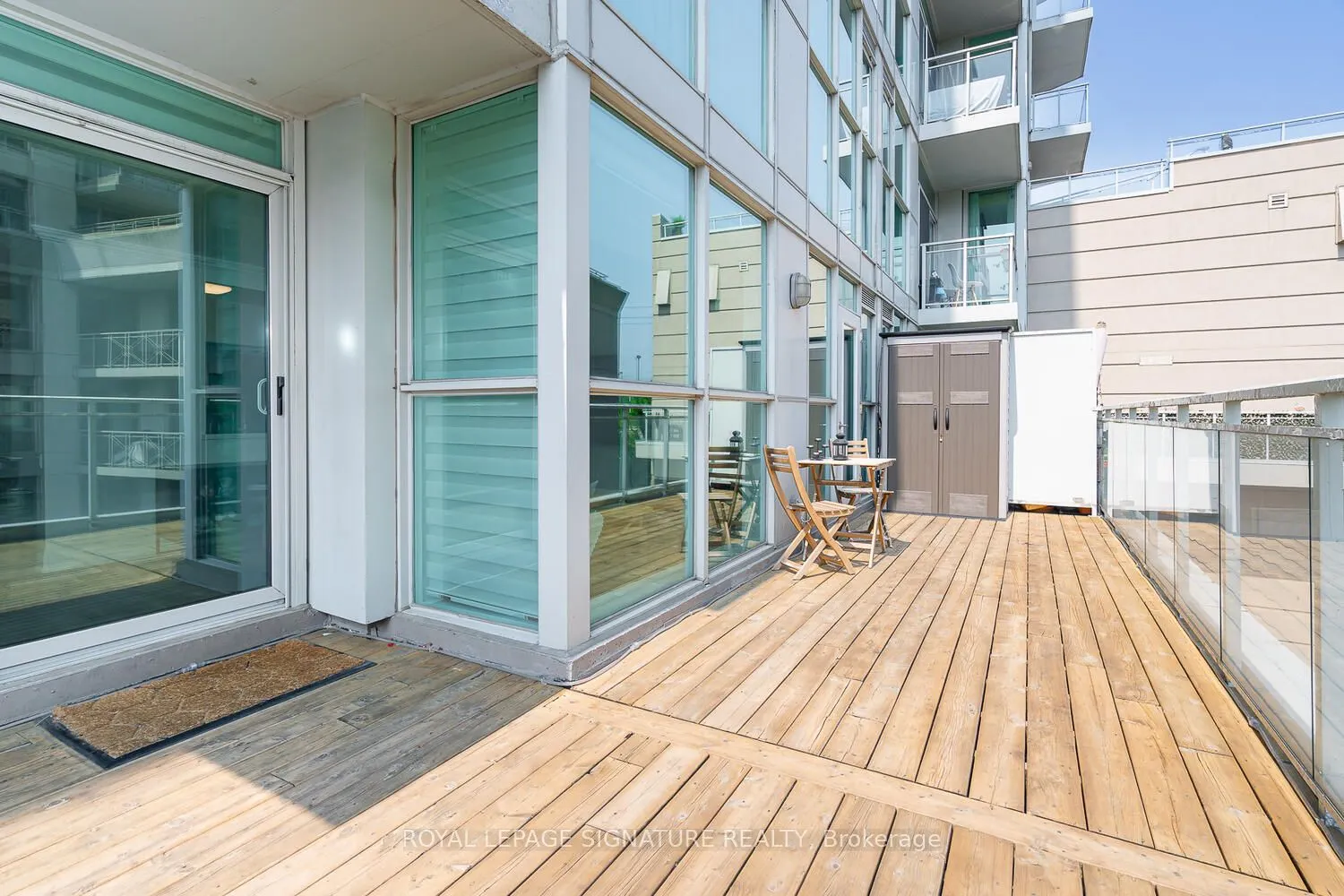2067 Lake Shore Boulevard, #203