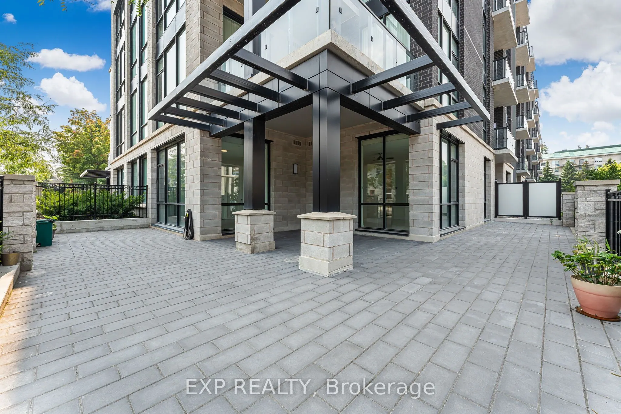 42 Mill Street, #105