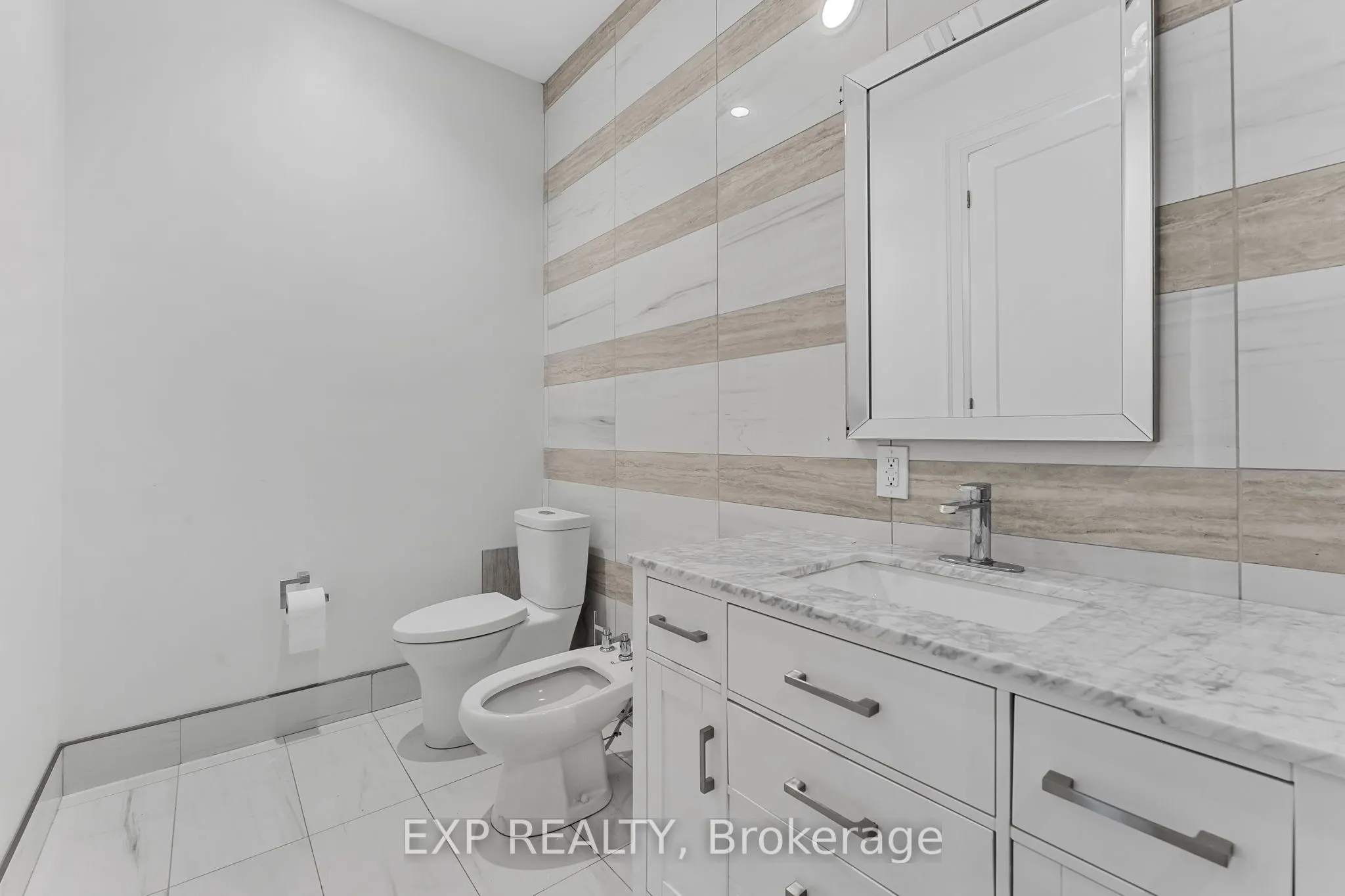 42 Mill Street, #105