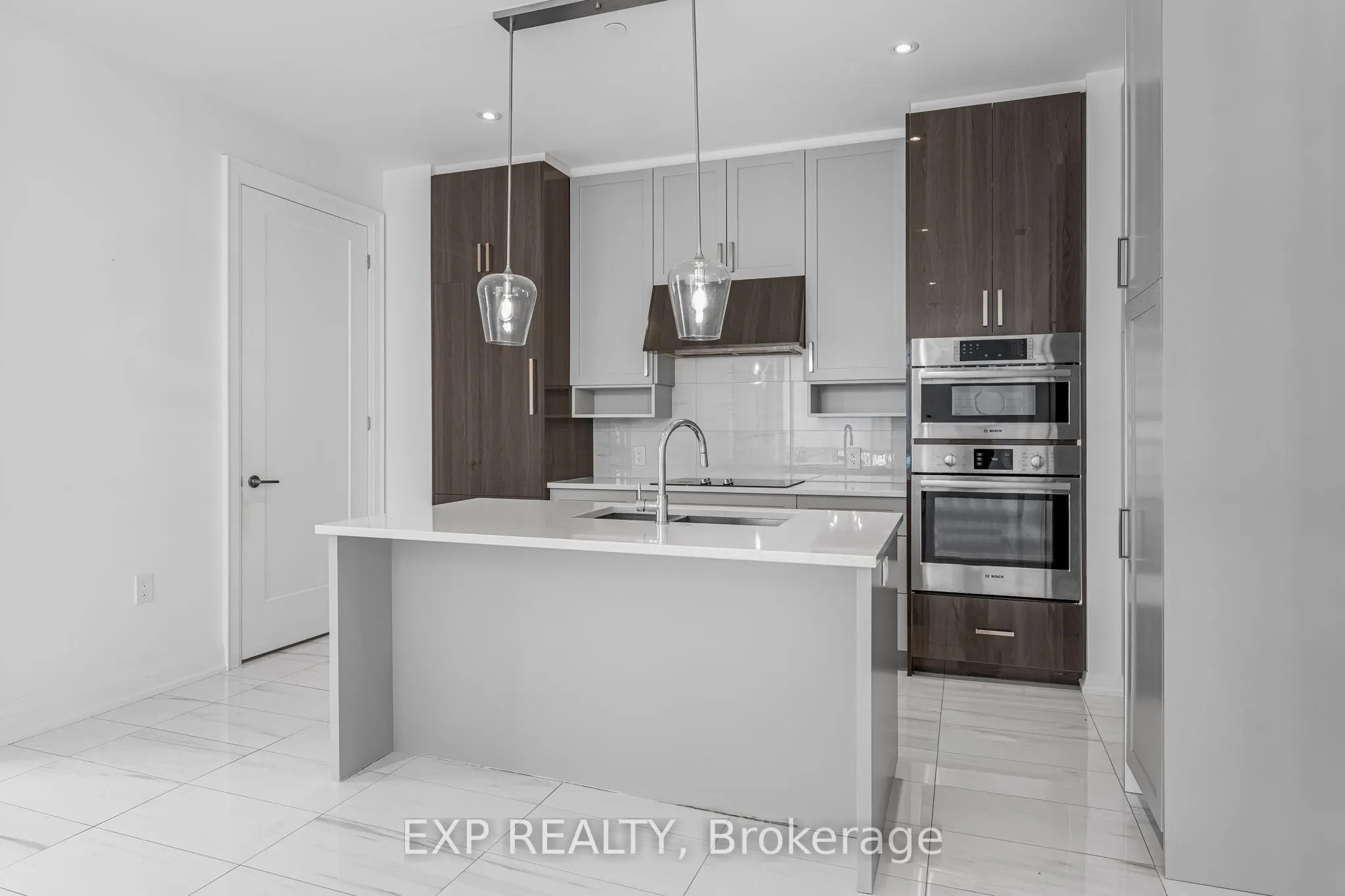 42 Mill Street, #105