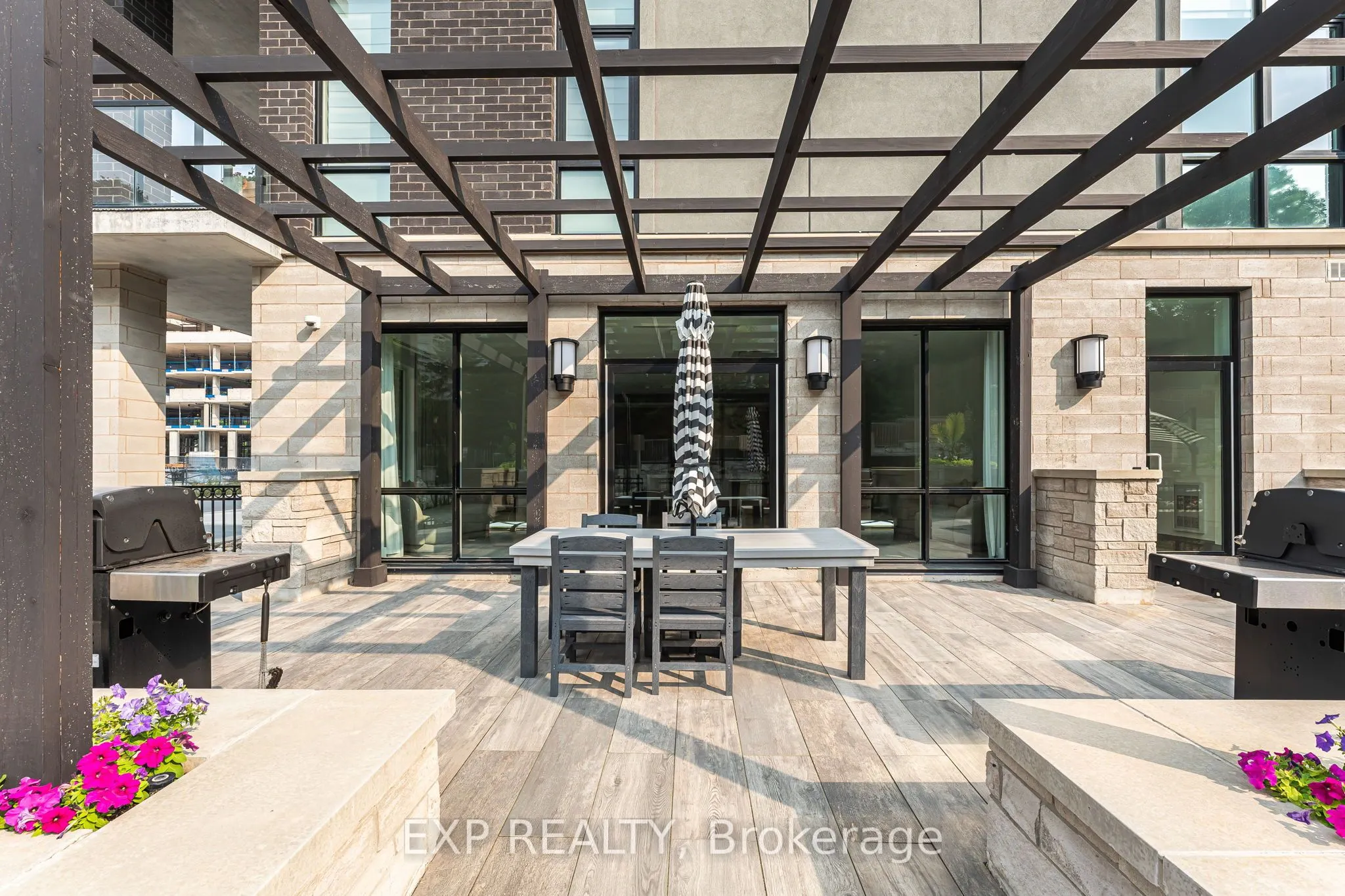 42 Mill Street, #105