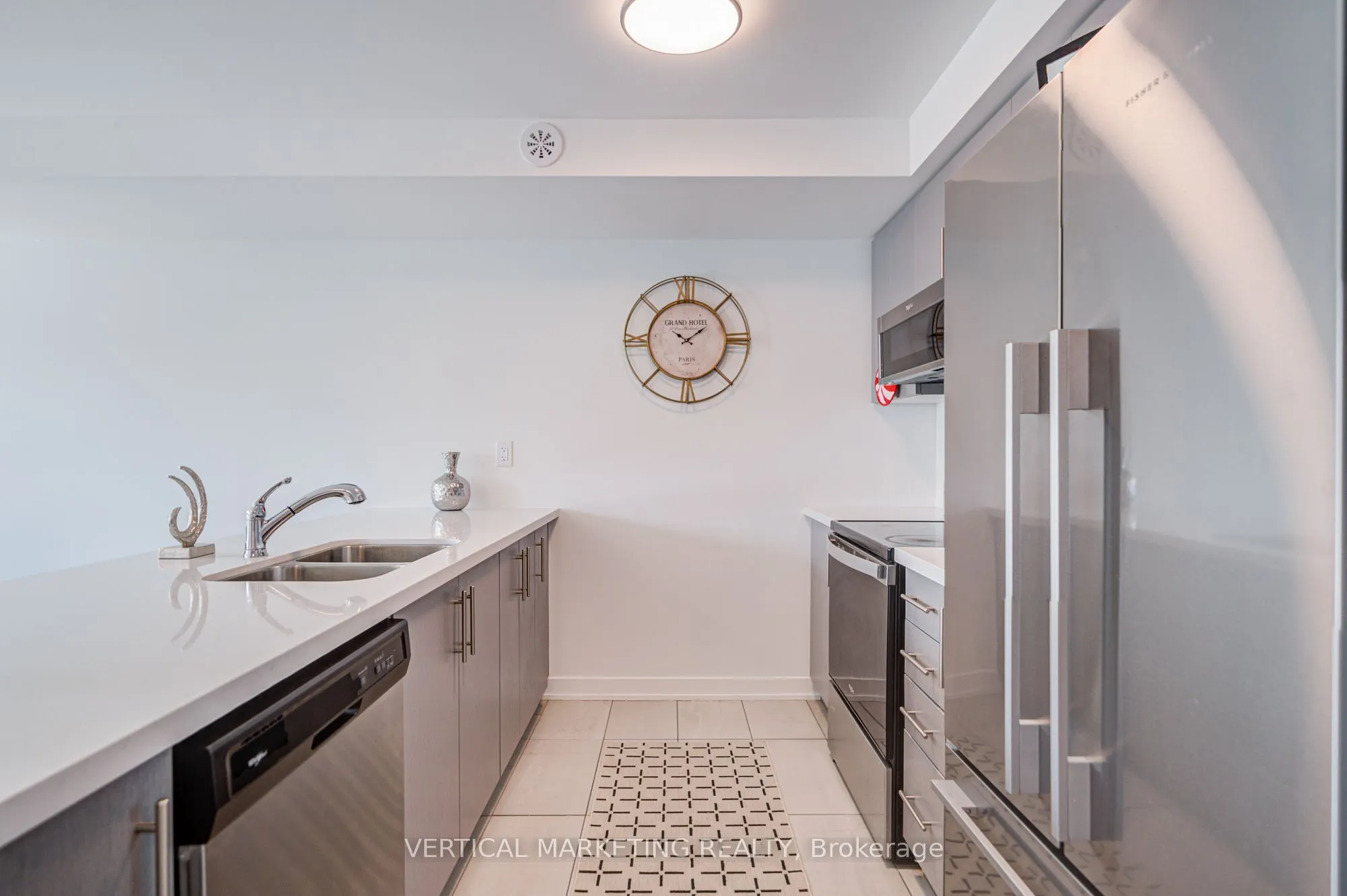165 Veterans Drive, #5