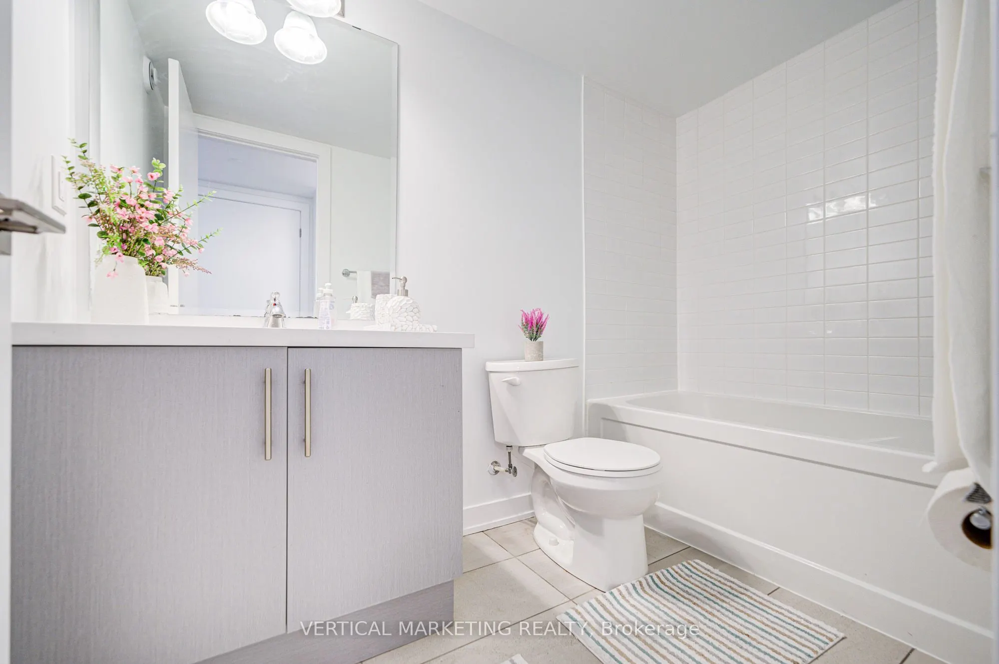 165 Veterans Drive, #5