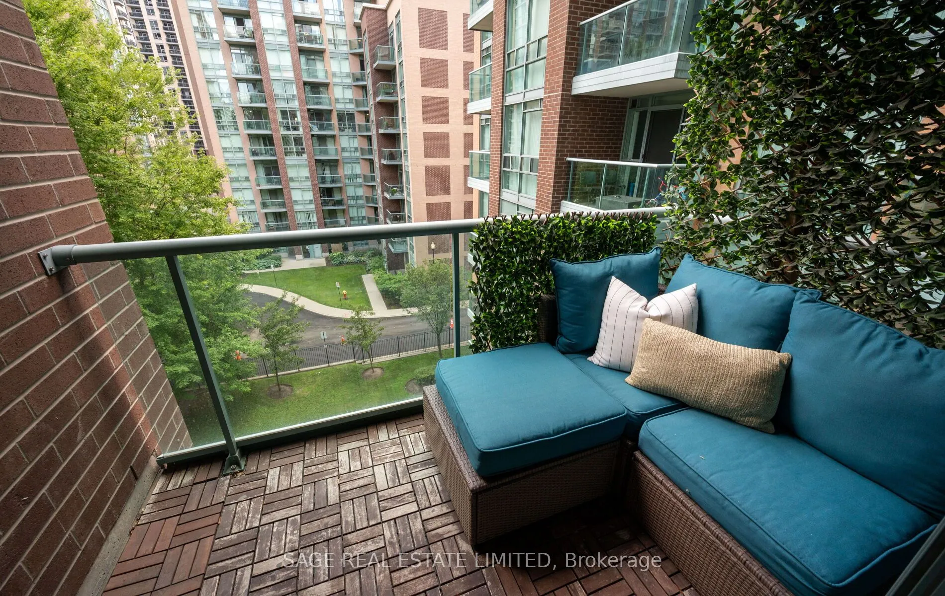 11 Michael Power Place, #514