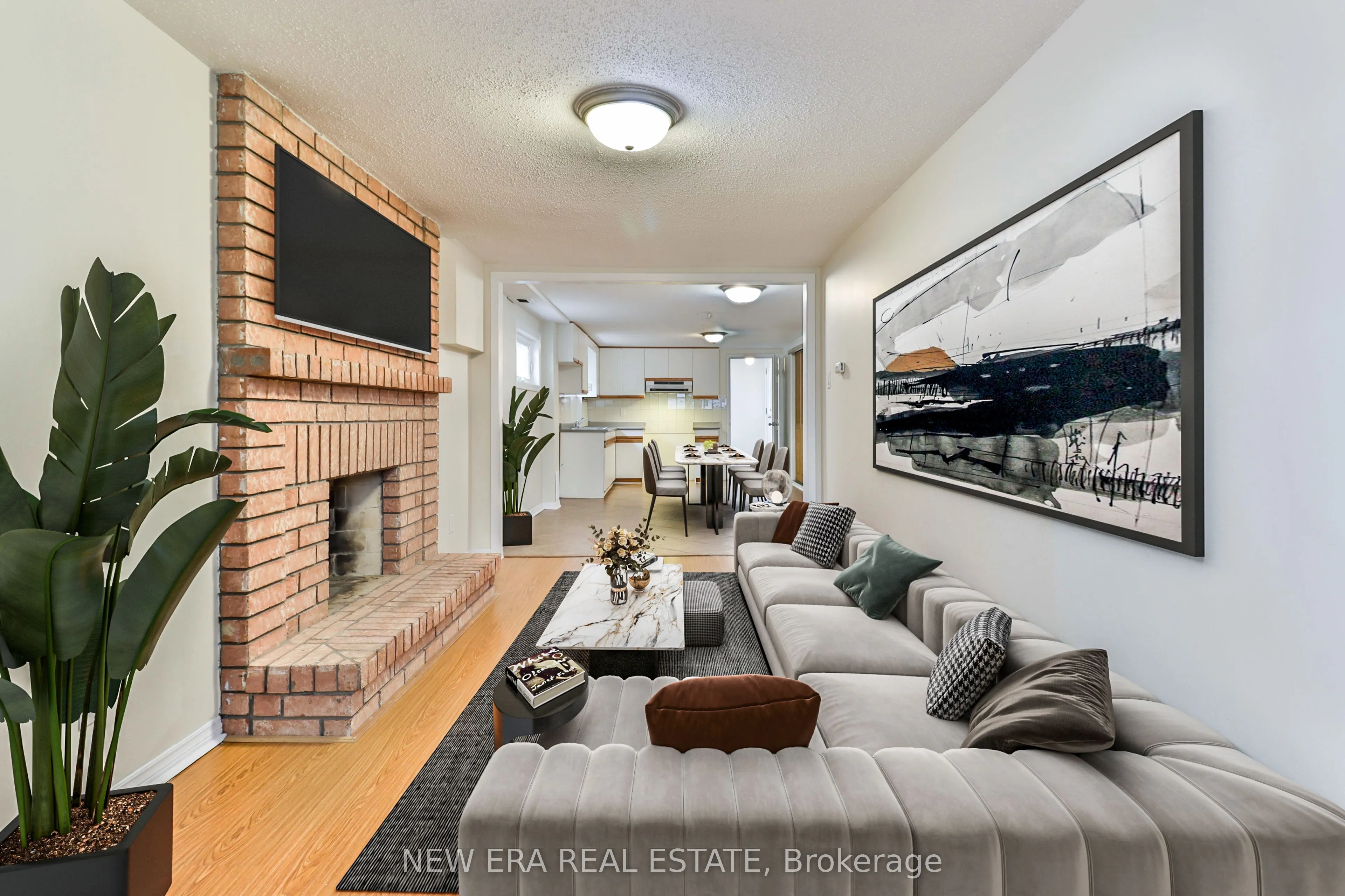 2559 Kingsberry Crescent
