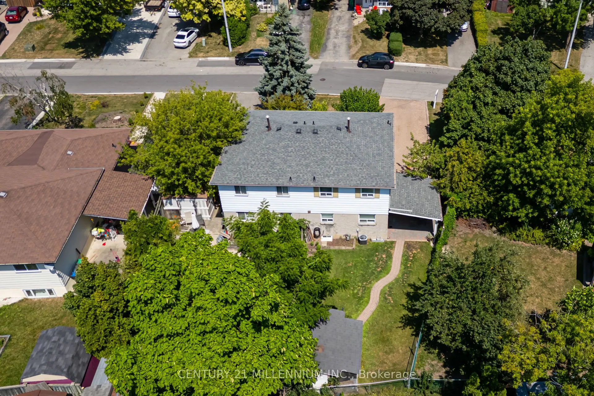 10 Greenwood Crescent
