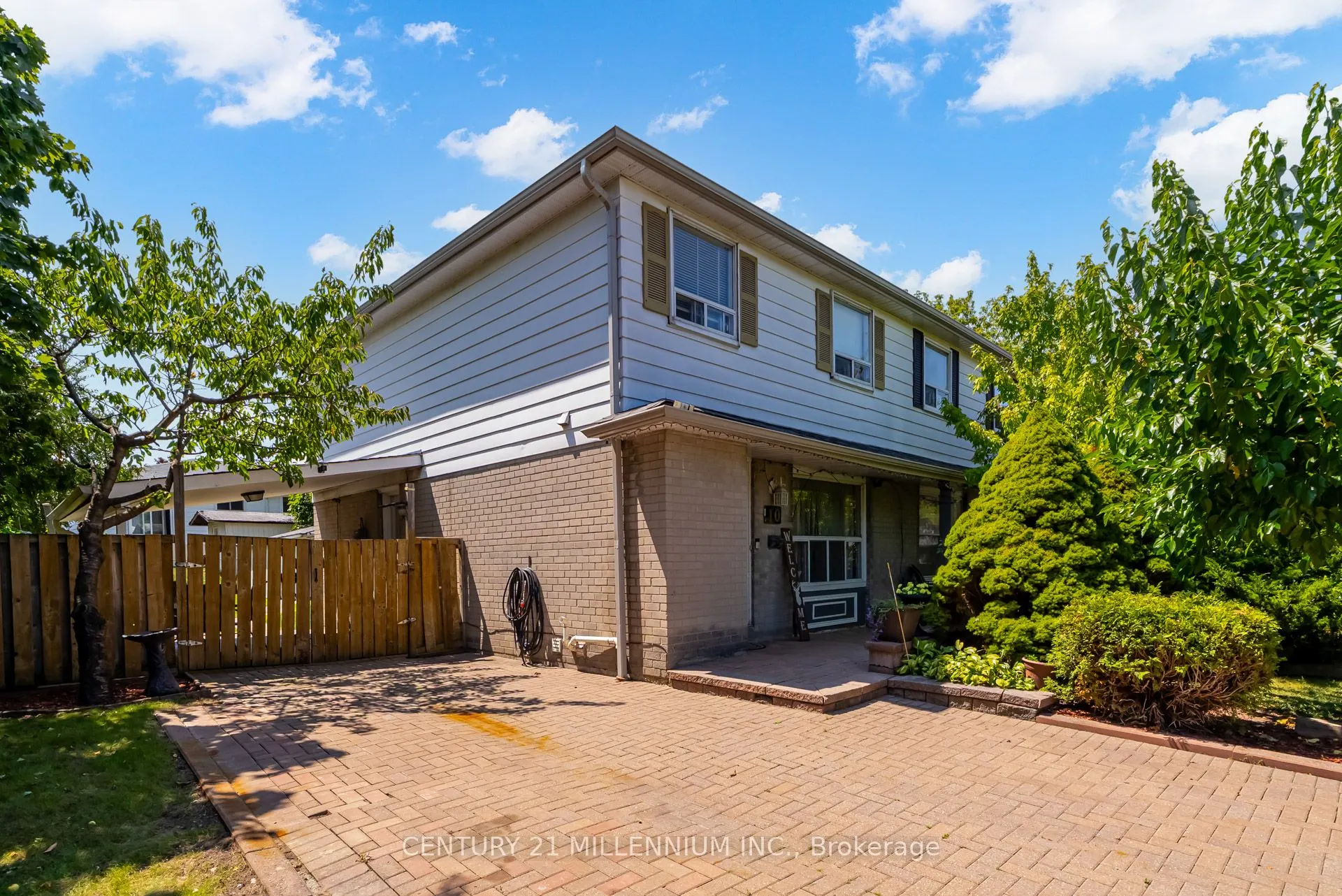 10 Greenwood Crescent
