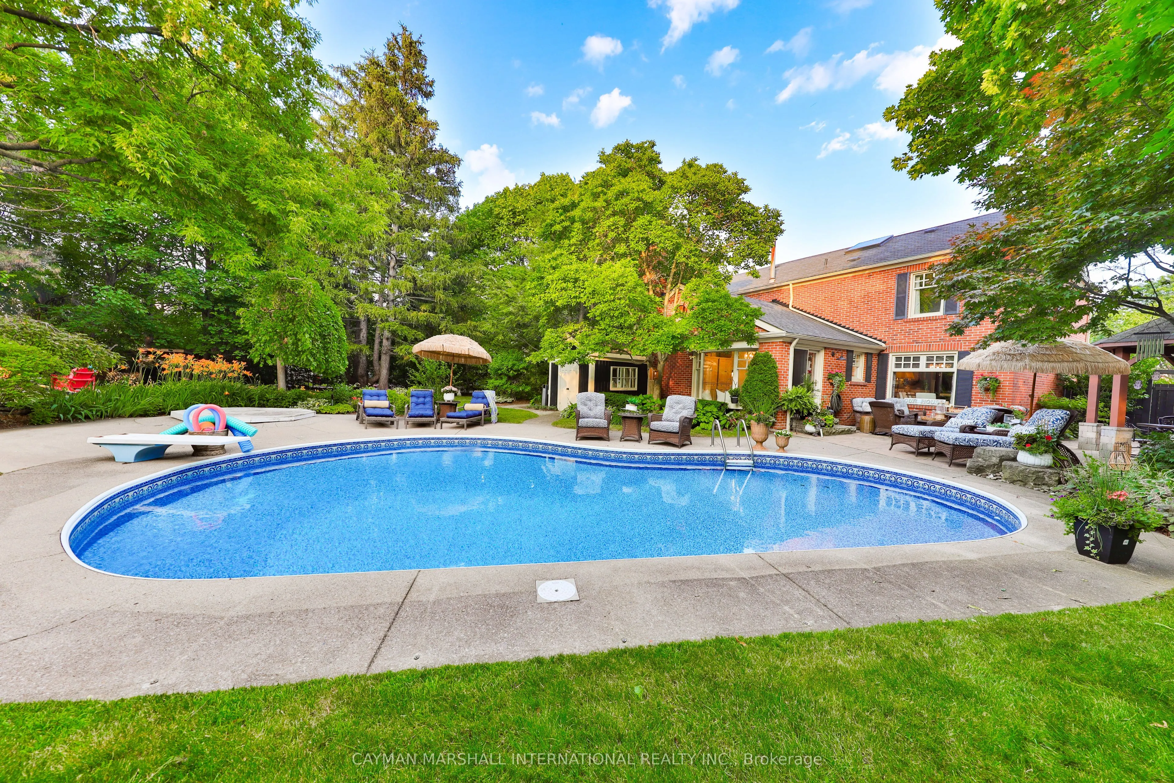 3555 Kingbird Court