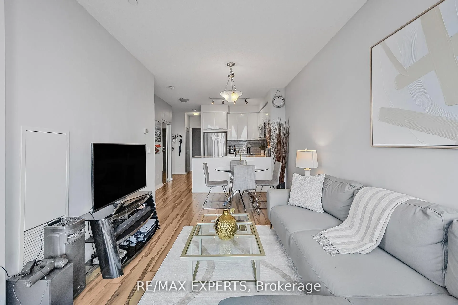 75 Eglinton Avenue W, #2408