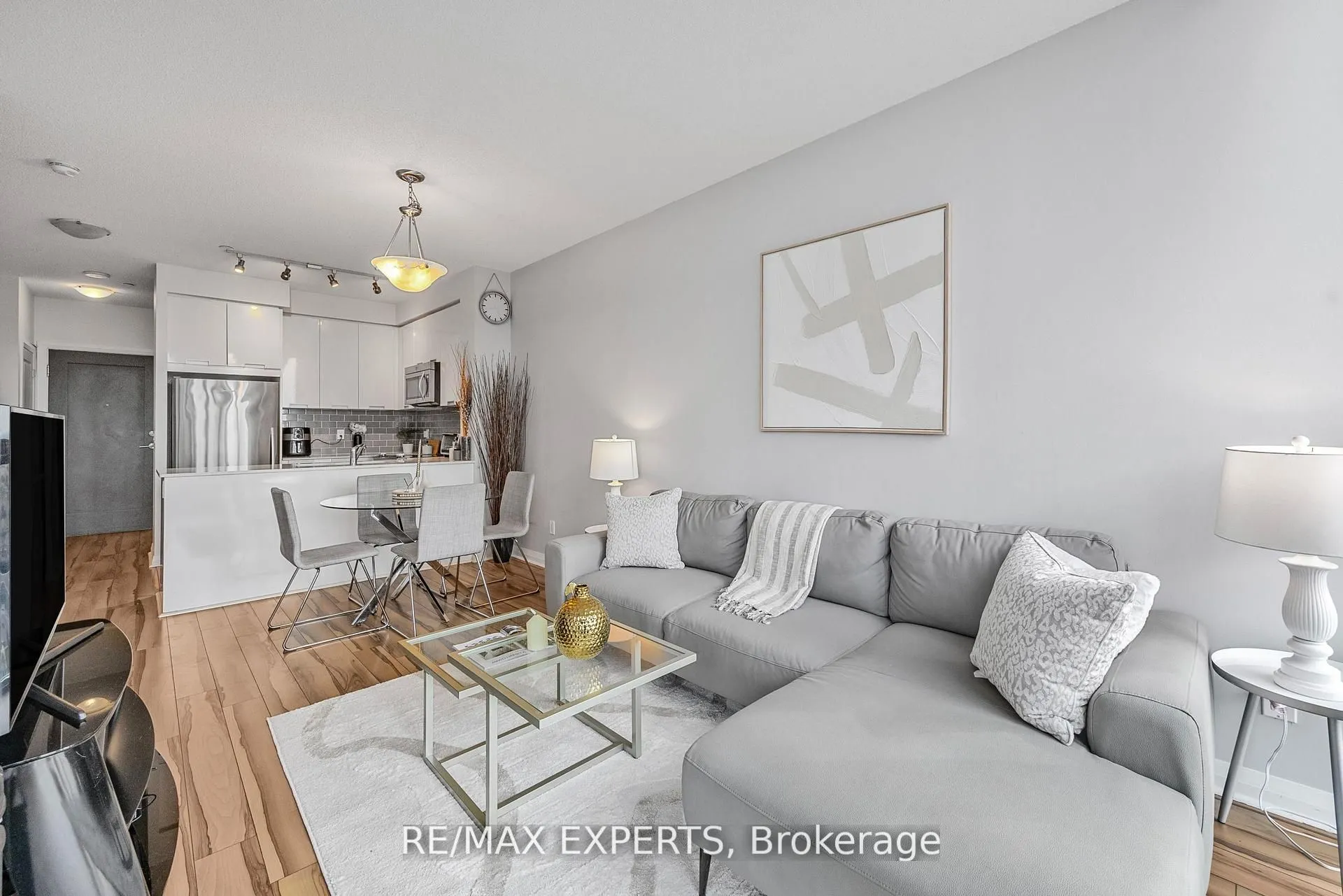 75 Eglinton Avenue W, #2408