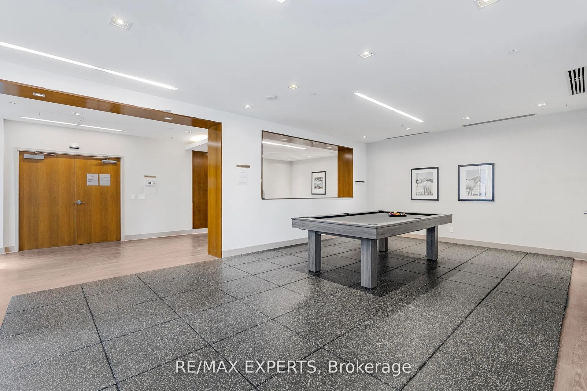 75 Eglinton Avenue W, #2408