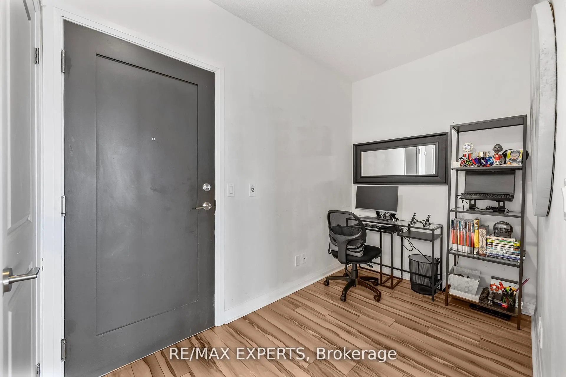 75 Eglinton Avenue W, #2408