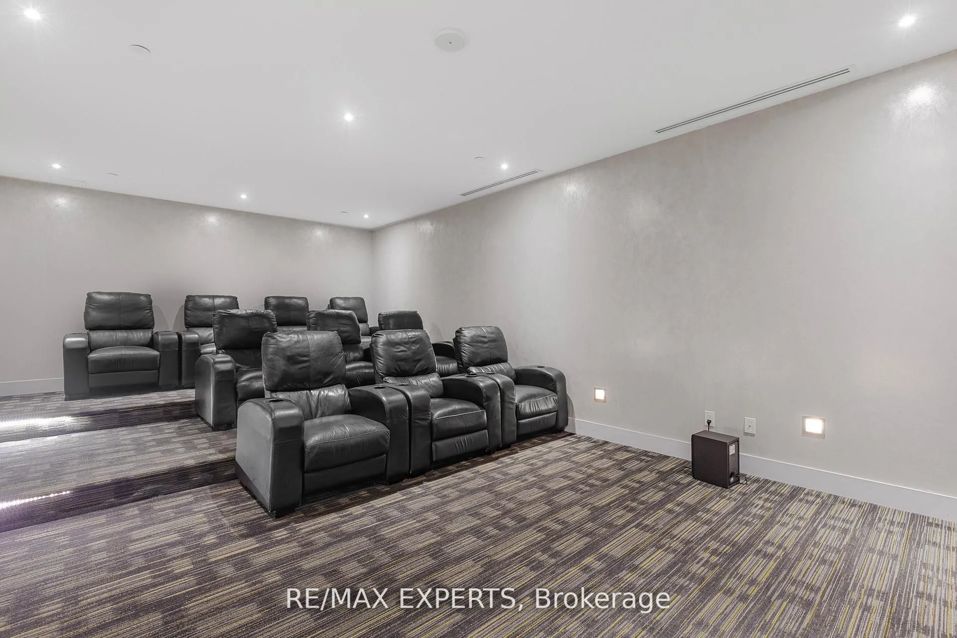 75 Eglinton Avenue W, #2408