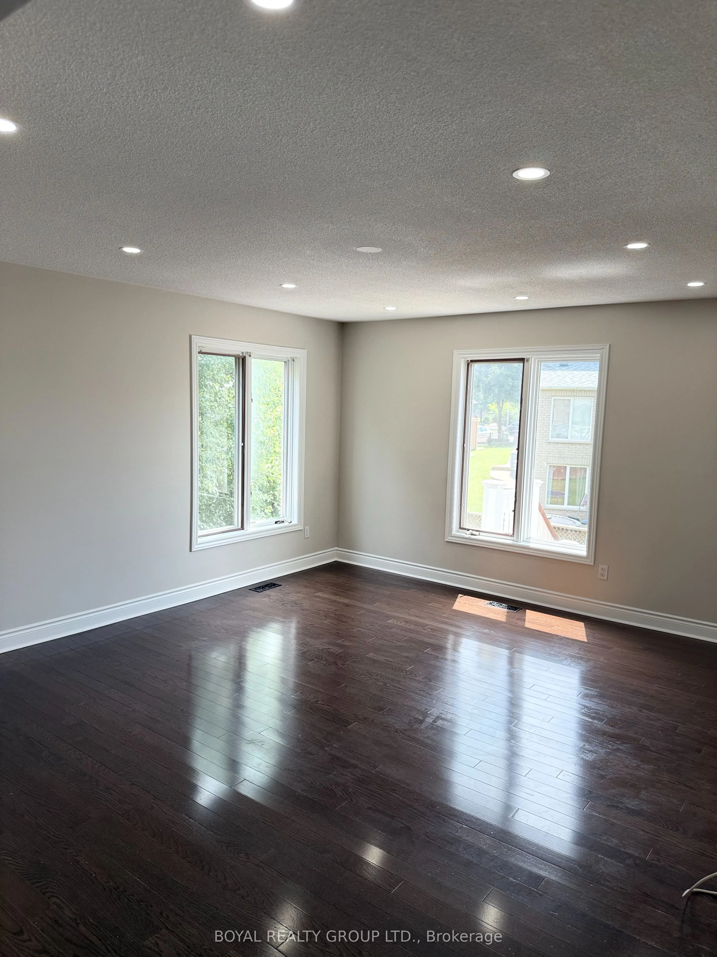 57 Hickorybush Avenue