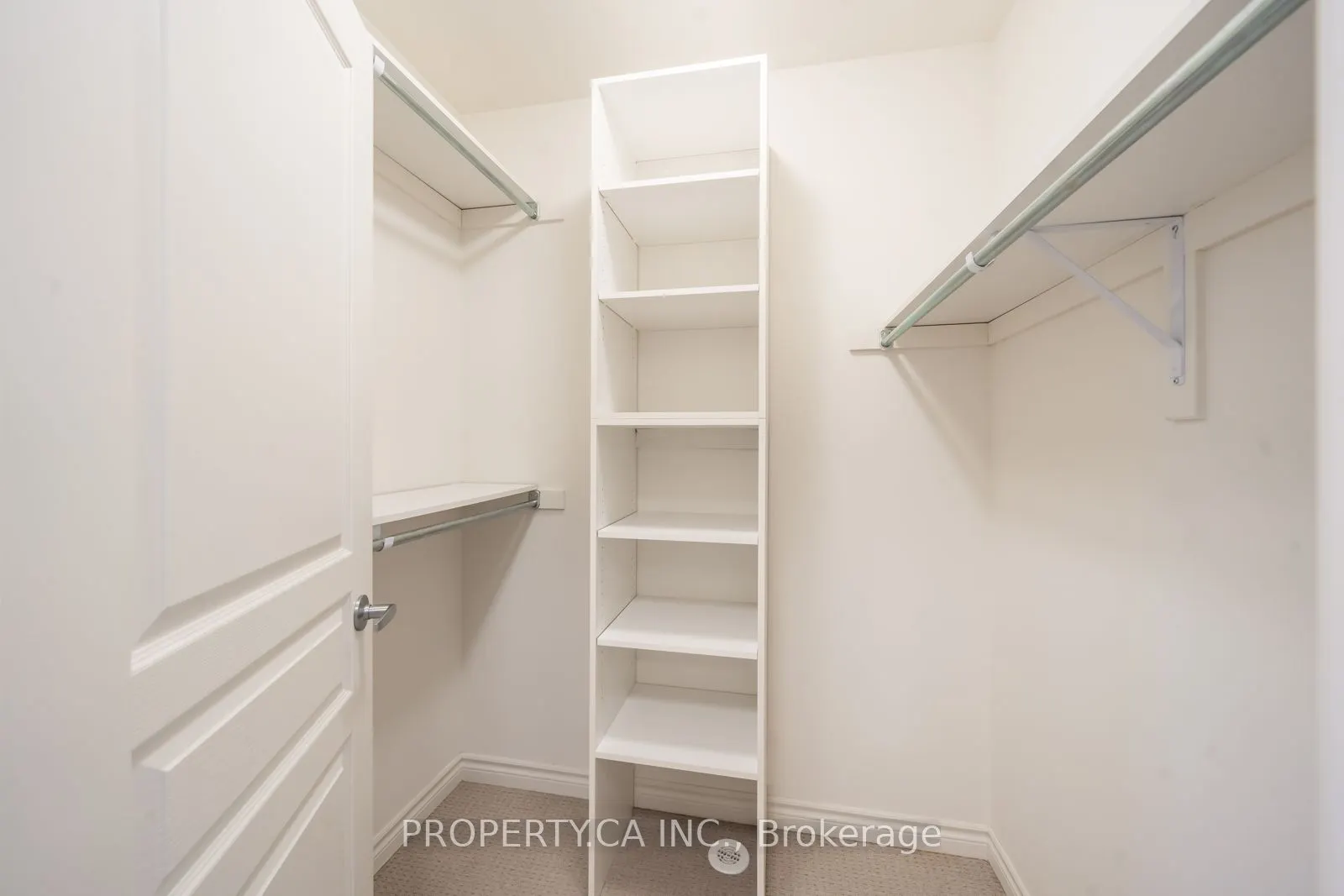 80 Eastwood Park Gardens, #9