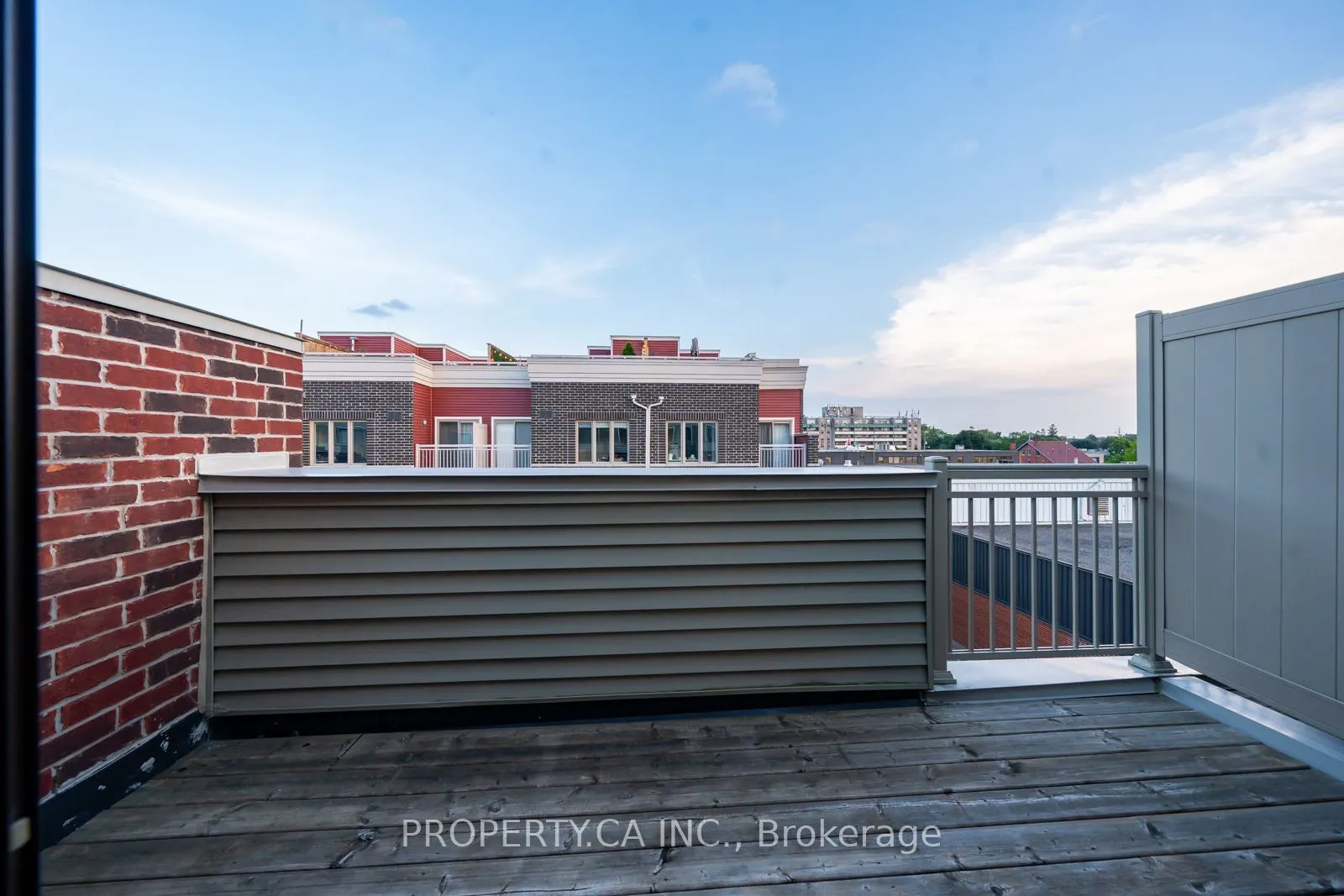 80 Eastwood Park Gardens, #9