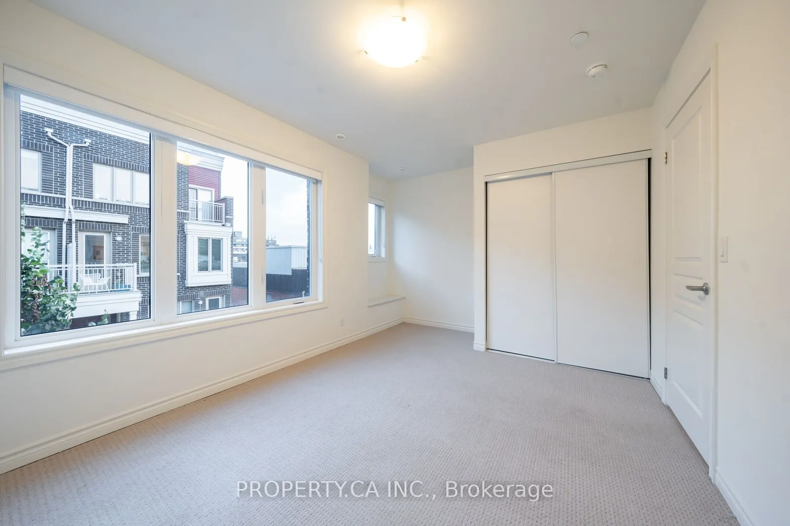 80 Eastwood Park Gardens, #9