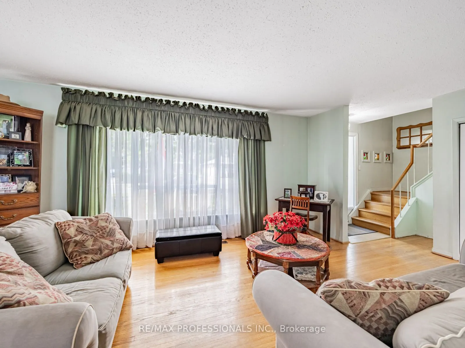 21 Waterbury Drive