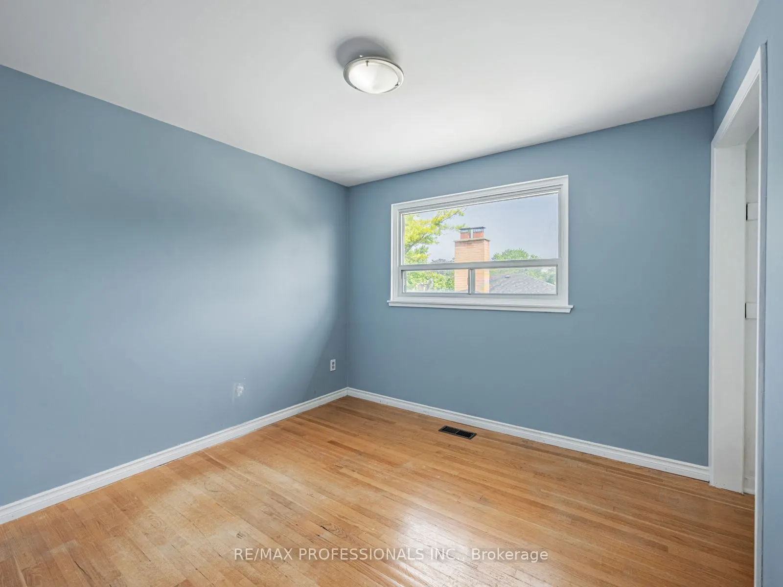21 Waterbury Drive
